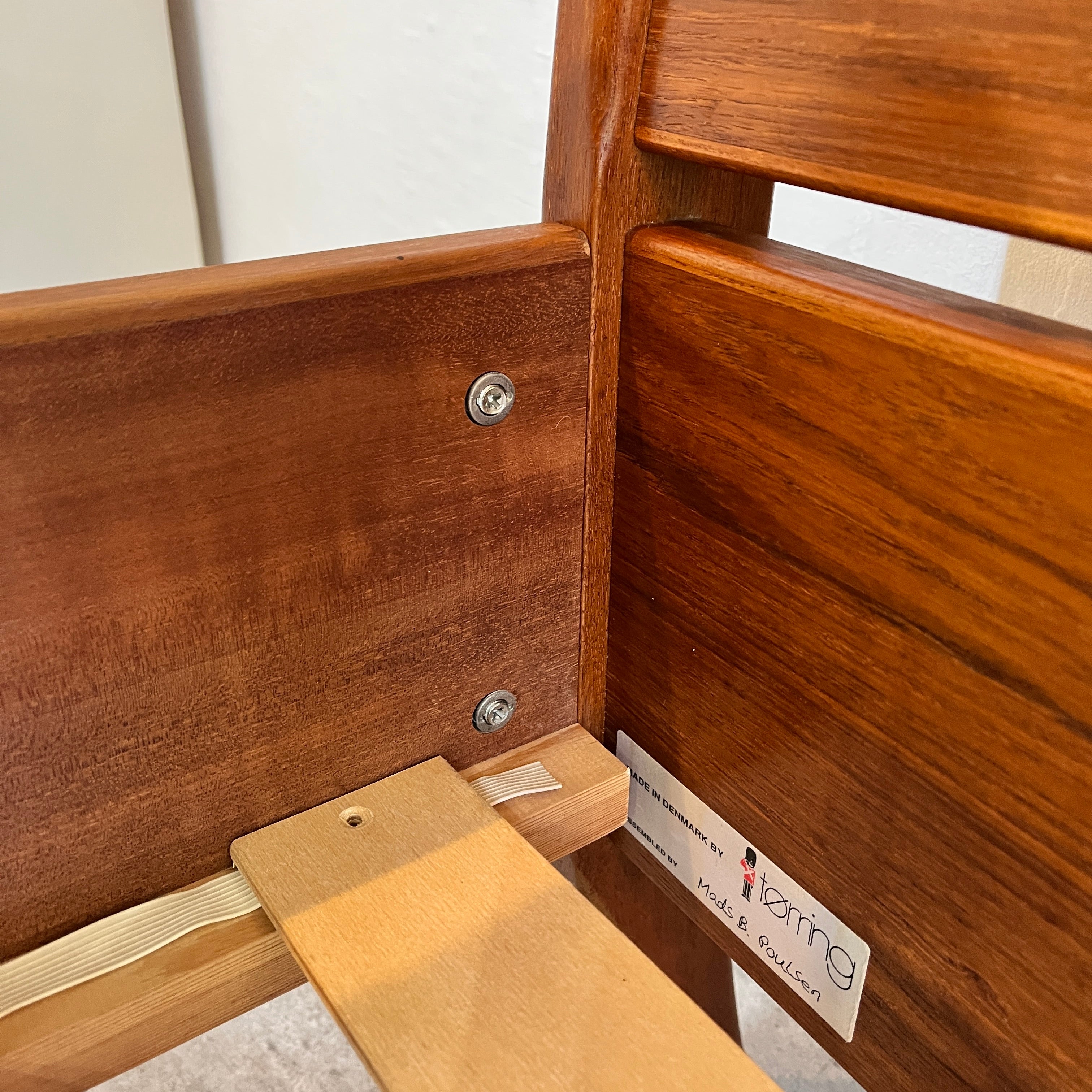 トーリング / Torring Möbelfabrik ダブルベッドフレーム チーク ヴィンテージ