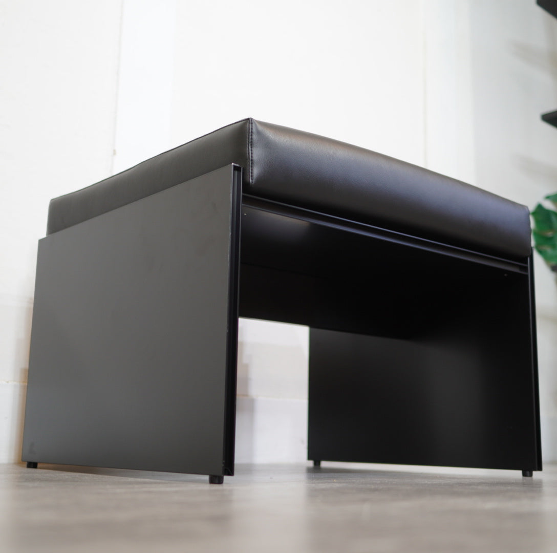 カッシーナ・イクスシー / Cassina ixc. エアフレーム 3001 スツール デヴィッド・チッパーフィールド イタリア