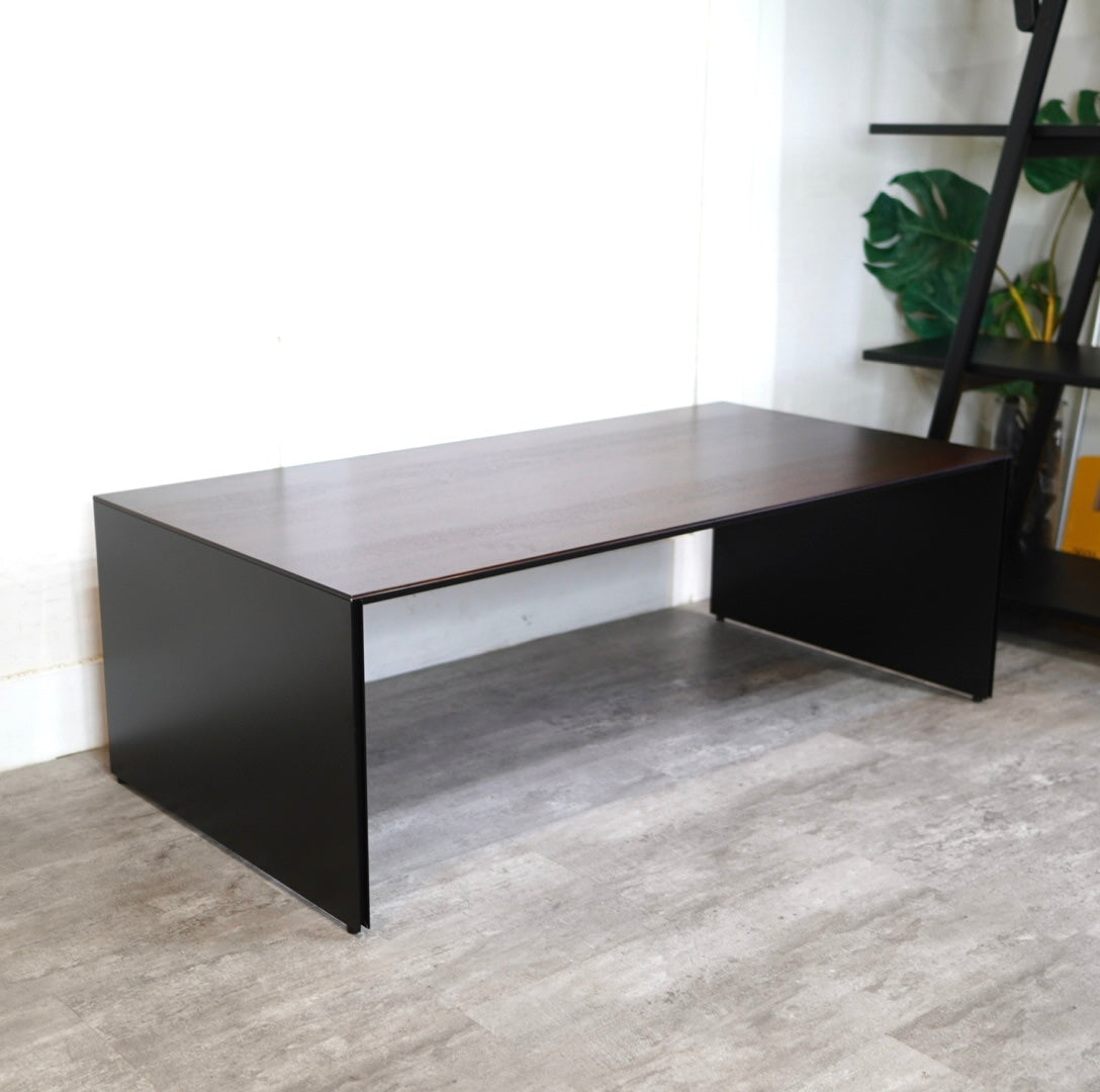 カッシーナ・イクスシー / Cassina ixc. エアフレーム 3002 センターローテーブル デヴィッド・チッパーフィールド イタリア