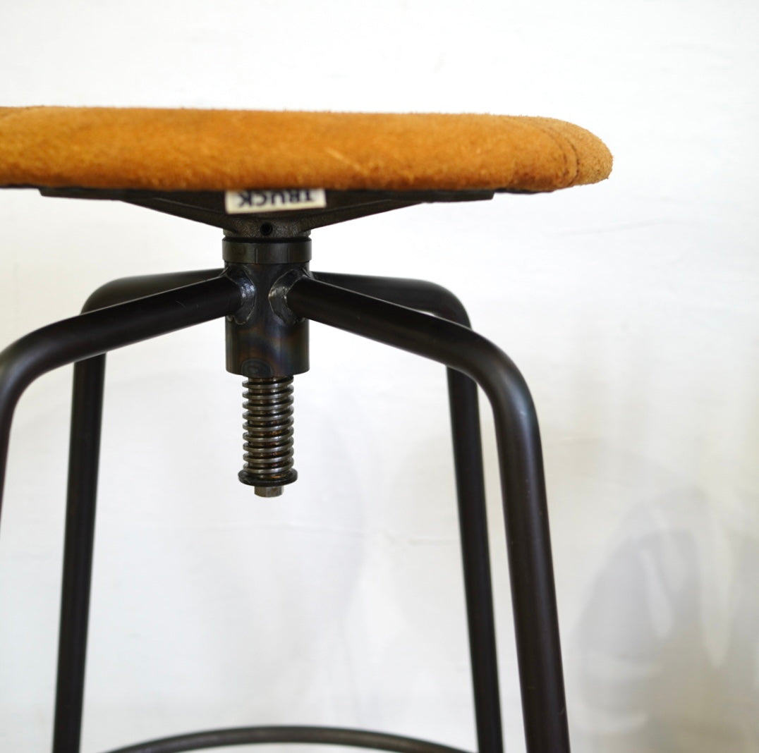 トラックファニチャー / TRUCK FURNITURE SUTTO ハイスツール / SUTTO HIGH STOOL