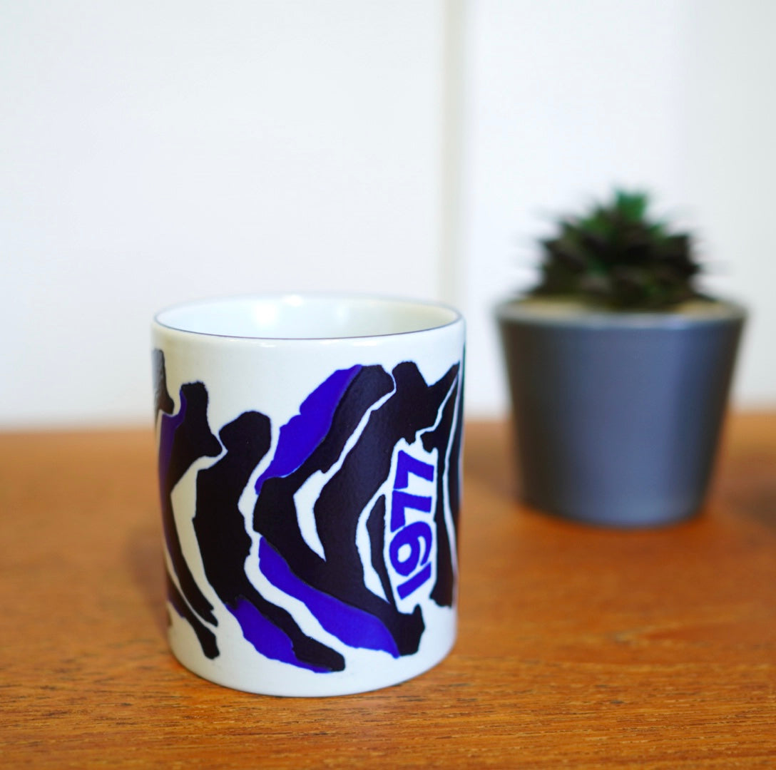 ロイヤルコペンハーゲン / ROYAL COPENHAGEN 1977年 イヤーマグ / Year Mag 【Sサイズ】 ヴィンテージ マグカップ - Restyle