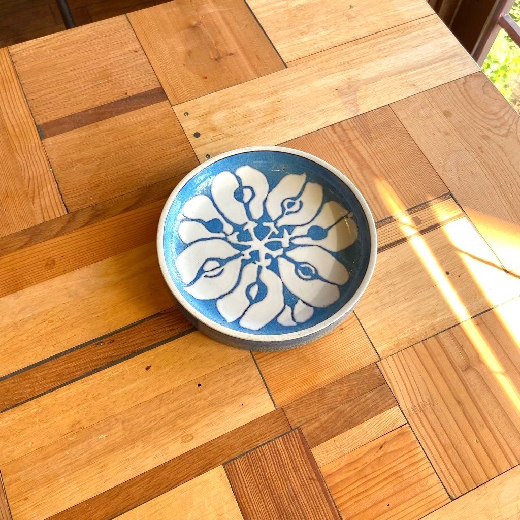 ロイヤルコペンハーゲン / Royal Copenhagen 40 バッカ 丸皿 花 青×白 ヴィンテージ
