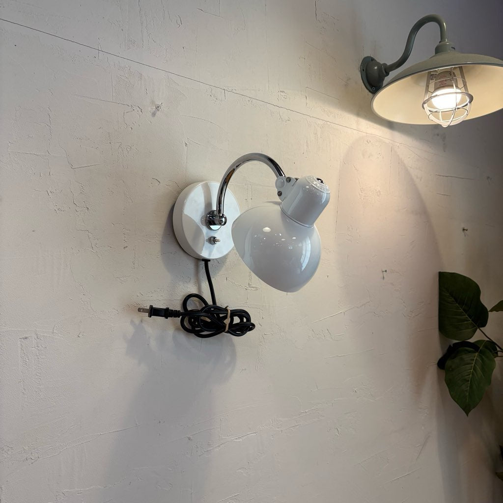 フリッツハンセン / FRITZ HANSEN カイザーイデル / KAISER IDELL ホワイトミニ テーブルランプ / White mini クリスチャン・デル