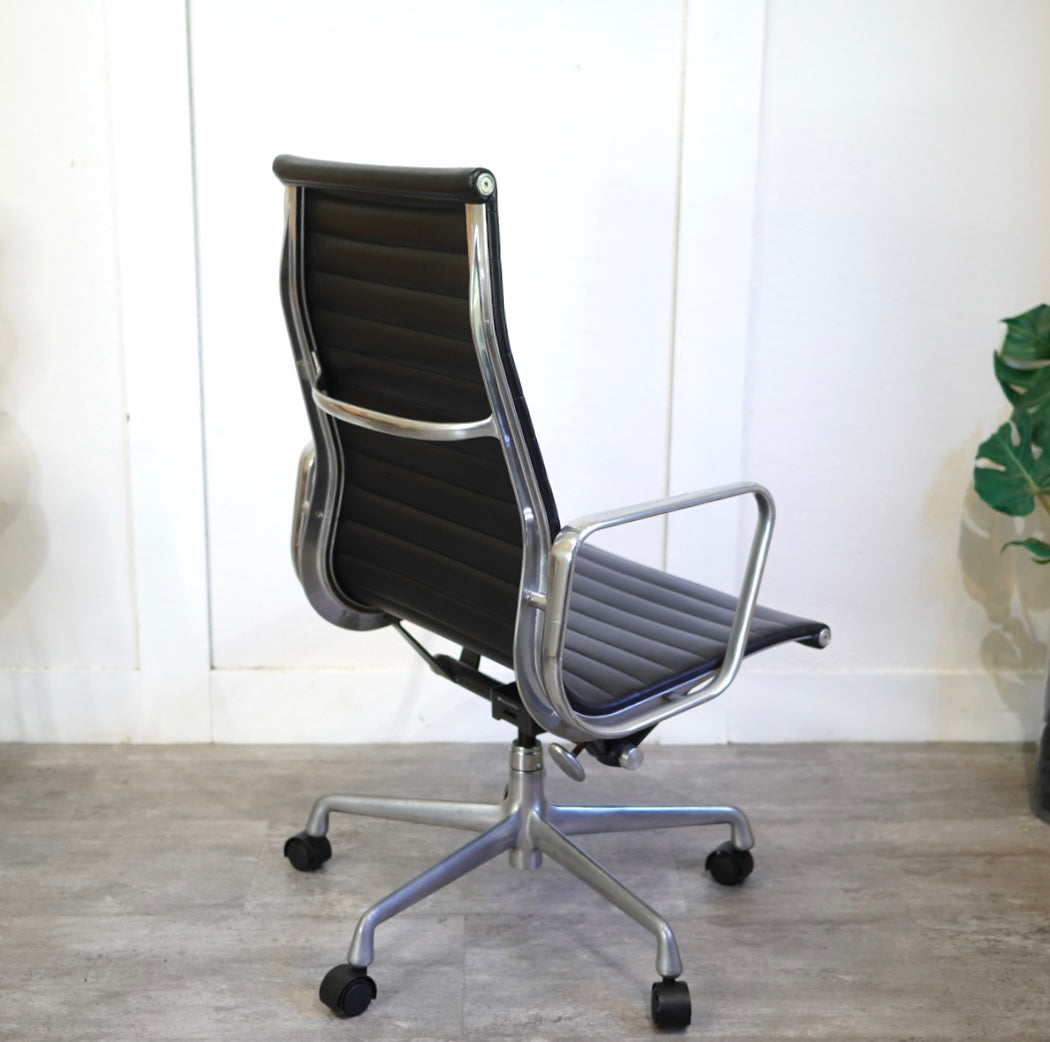 ハーマンミラー / Herman miller アルミナムグループ エグゼクティブチェア チャールズ&レイ・イームズ