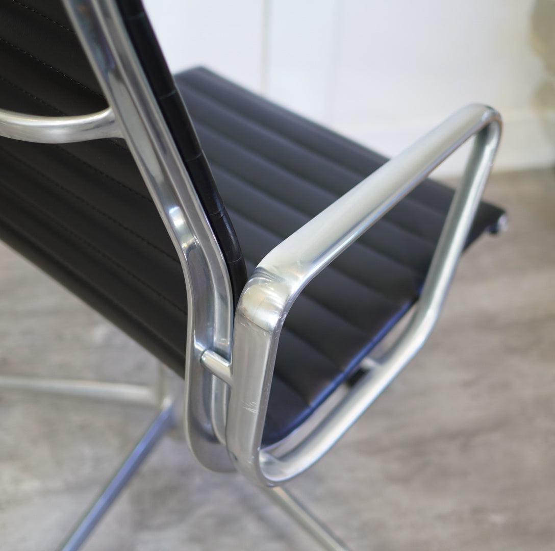 ハーマンミラー / Herman miller アルミナムグループ エグゼクティブチェア チャールズ&レイ・イームズ