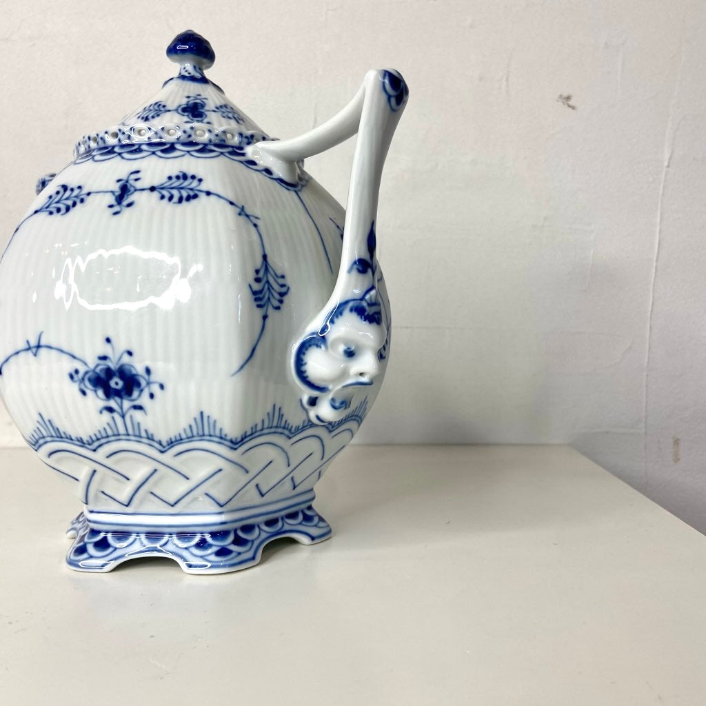 ロイヤルコペンハーゲン / Royal Copenhagen ブルーフルーテッド フルレース ティーポッド