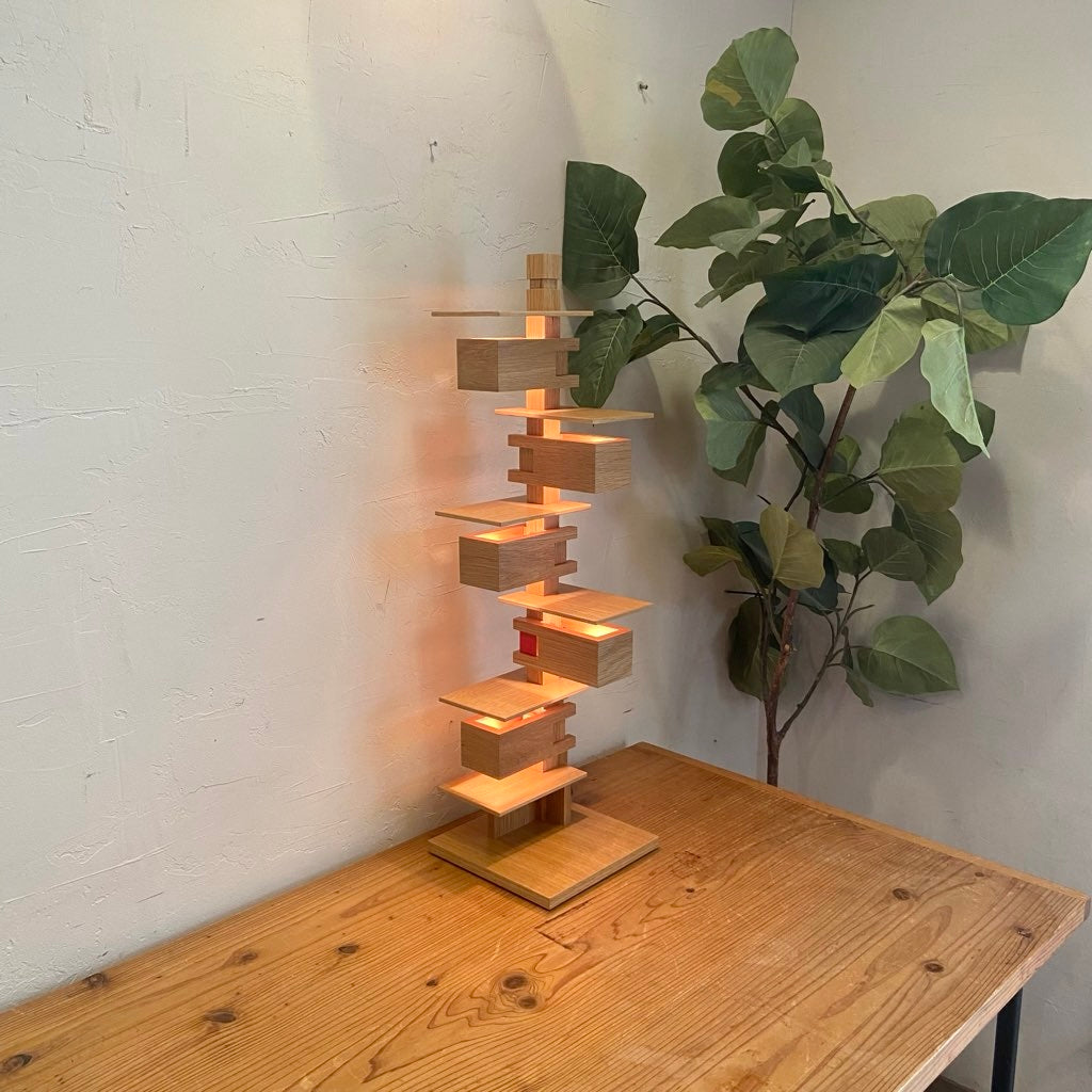 ヤマギワ / YAMAGIWA タリアセン3 / TELIESEN 3 テーブルランプ フランク・ロイド・ライト