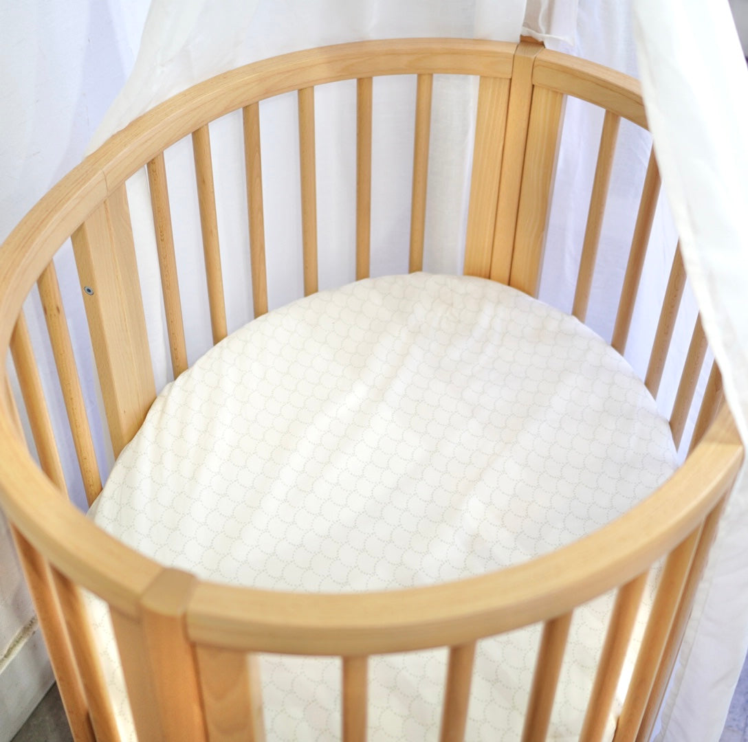 ストッケ / Stokke スリーピーベビーベッド セット ドレープ付き