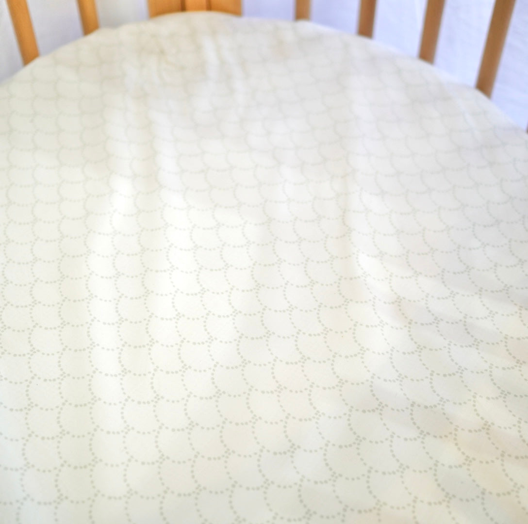 ストッケ / Stokke スリーピーベビーベッド セット ドレープ付き