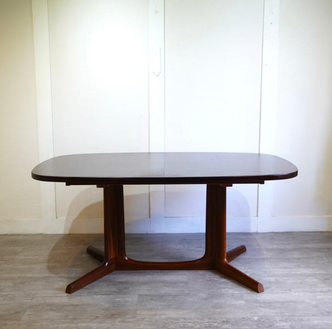 グドメ / GUDME Mobelfabrik 伸長式 ダイニングテーブル ローズウッド デンマーク 北欧