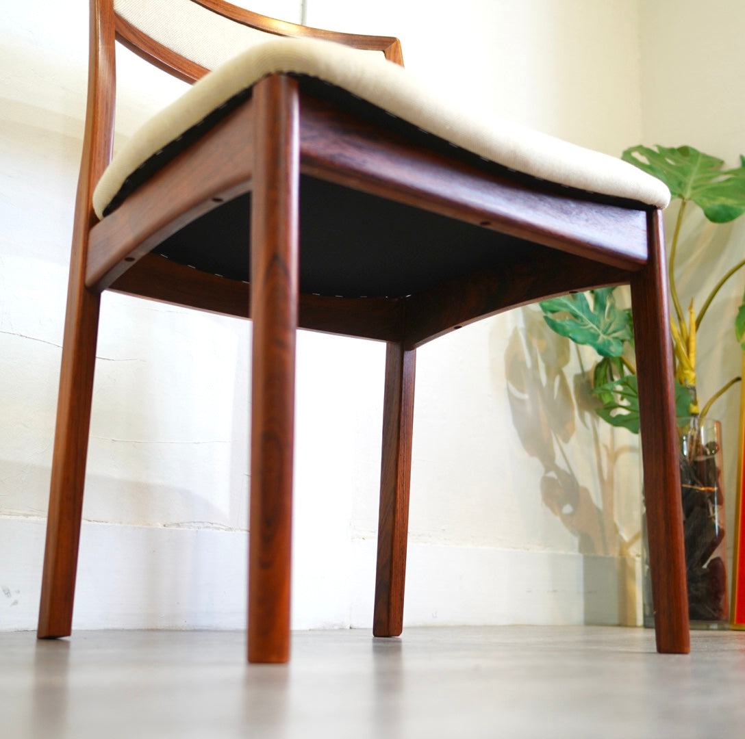 デンマーク製 ローズウッドダイニングチェア 張替え済 北欧