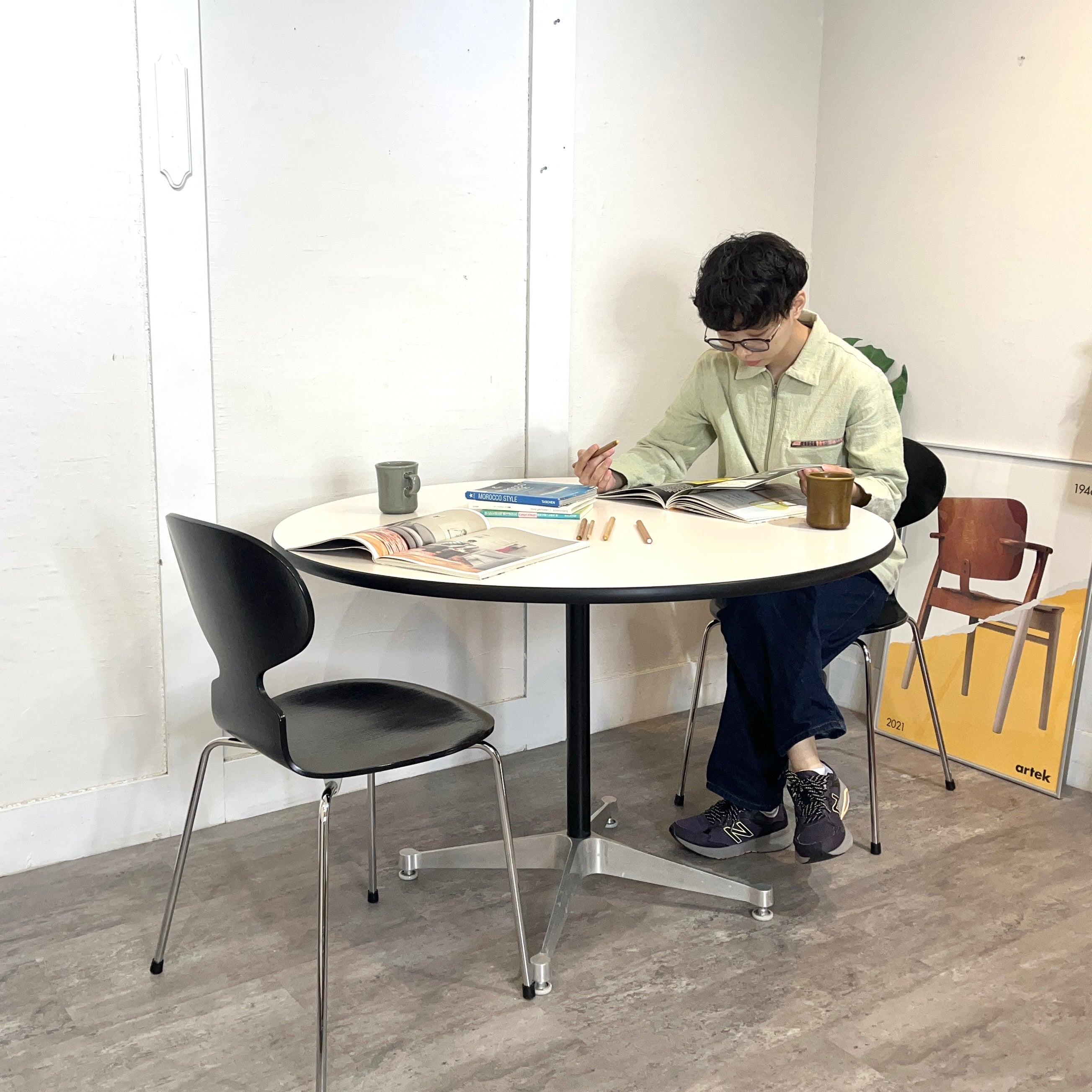 ハーマンミラー / Herman Miller イームズ コントラクトテーブル ラウンド φ106 チャールズ&レイ・イームズ