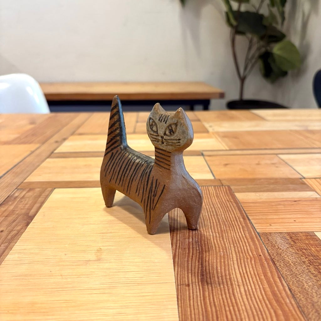 グスタフスベリ / Gustavsberg Lillazooシリーズ 4本足で立つ猫 リサラーソン ヴィンテージ
