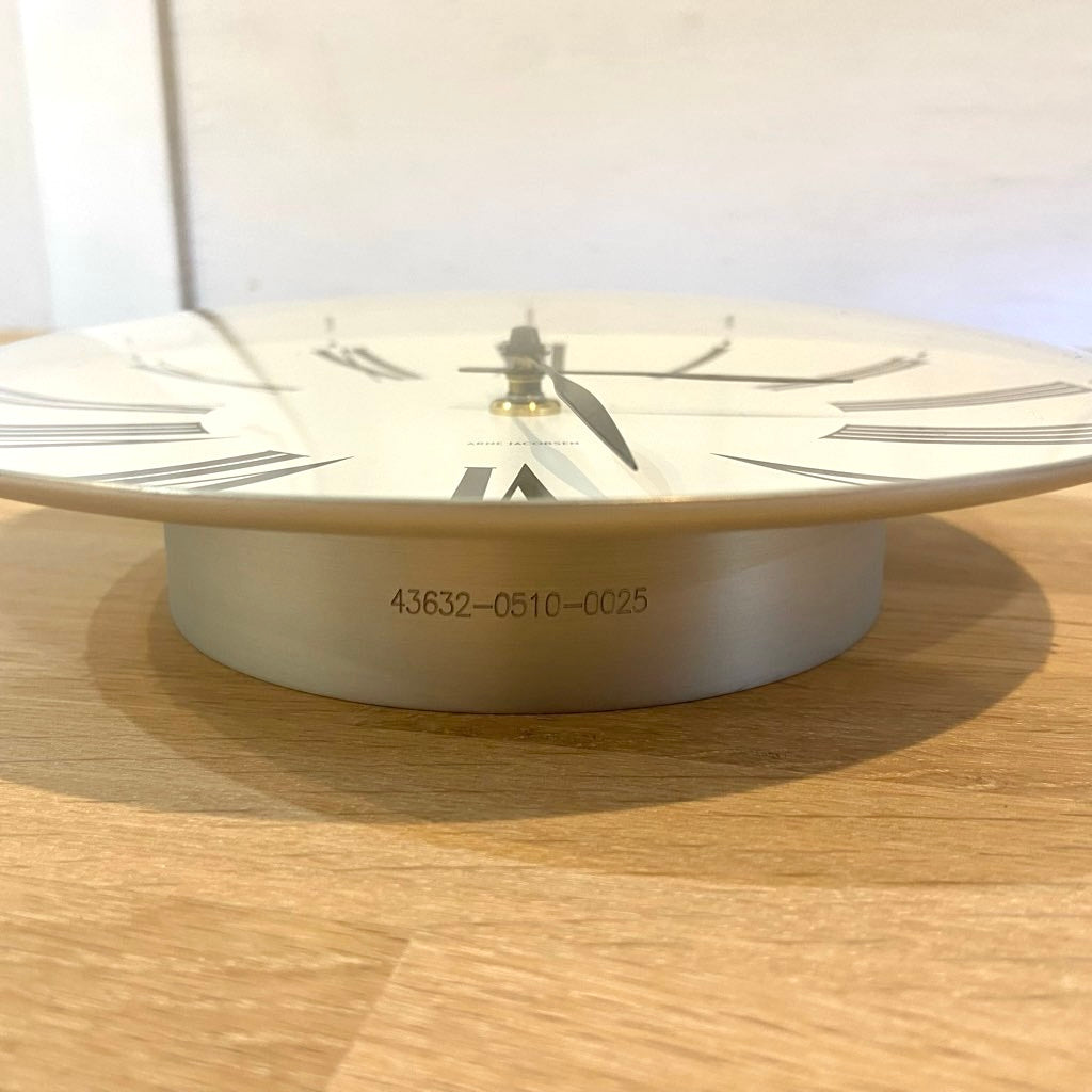 ローマンウォールクロックΦ21 / ROMAN アルネ・ヤコブセン 壁掛け時計