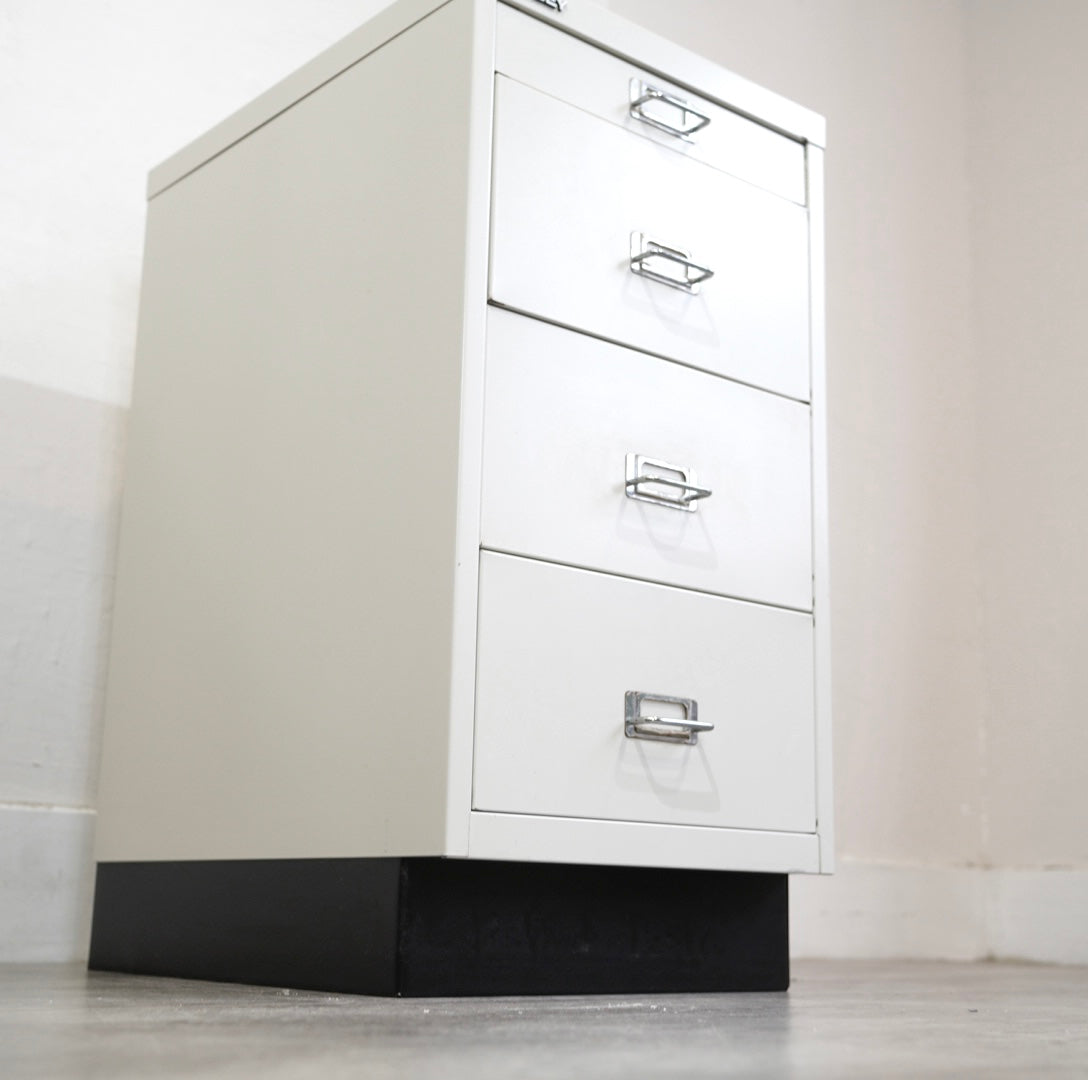 ビスレー / BISLEY A3キャビネット 引き出し4段 ホワイト