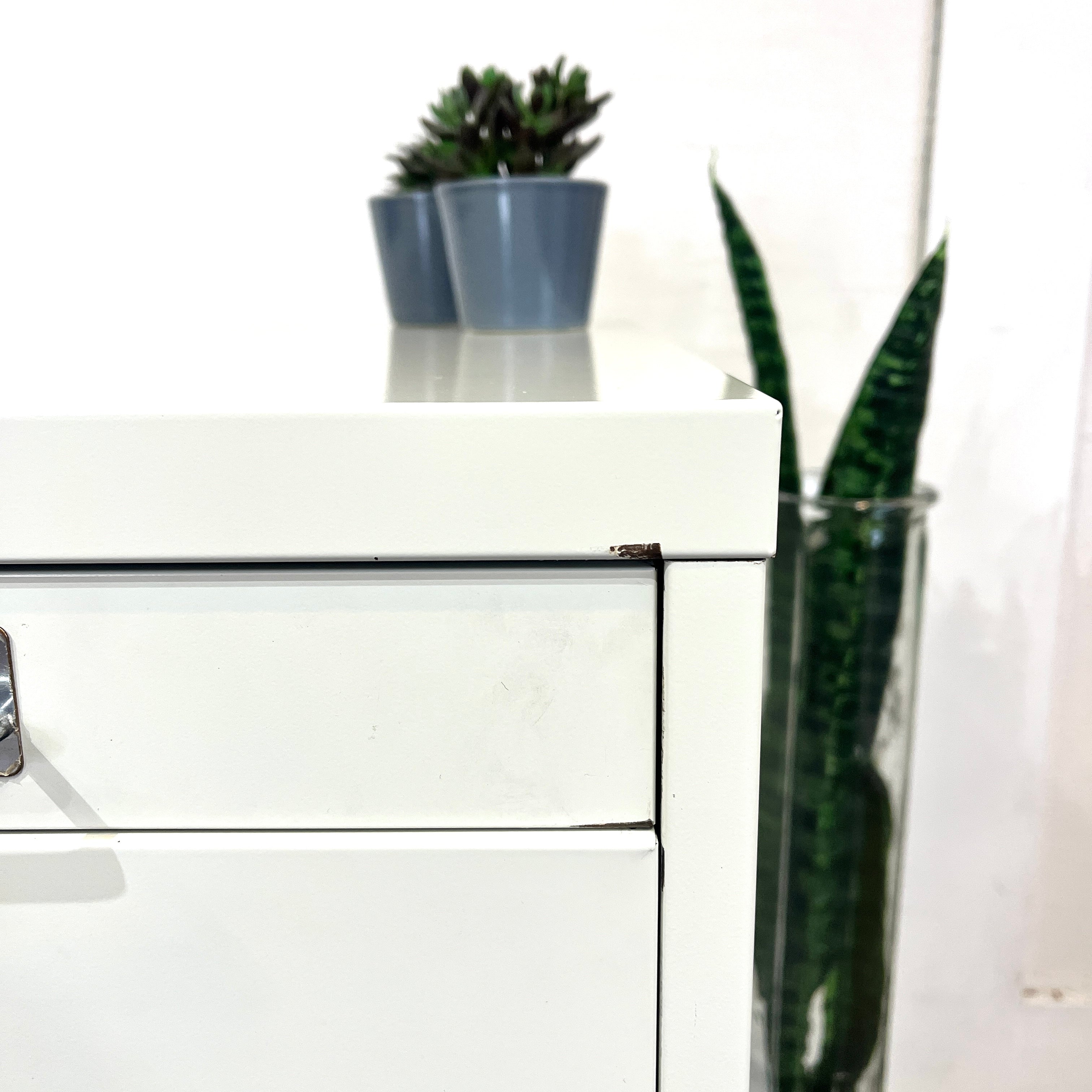 ビスレー / BISLEY A3キャビネット 引き出し4段 ホワイト