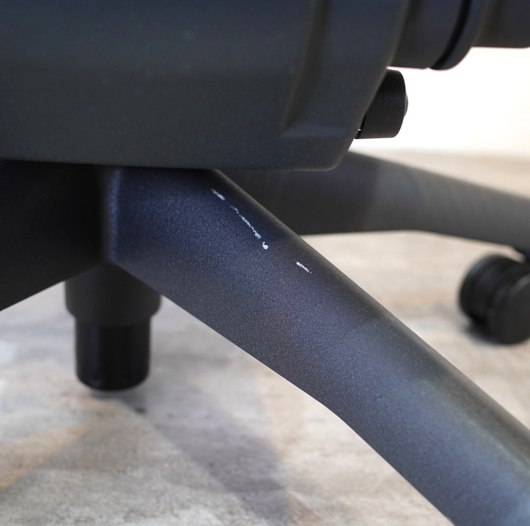 ハーマンミラー / HermanMiller アーロンチェア / Aeron Chairs クラシック Bサイズ 【2】