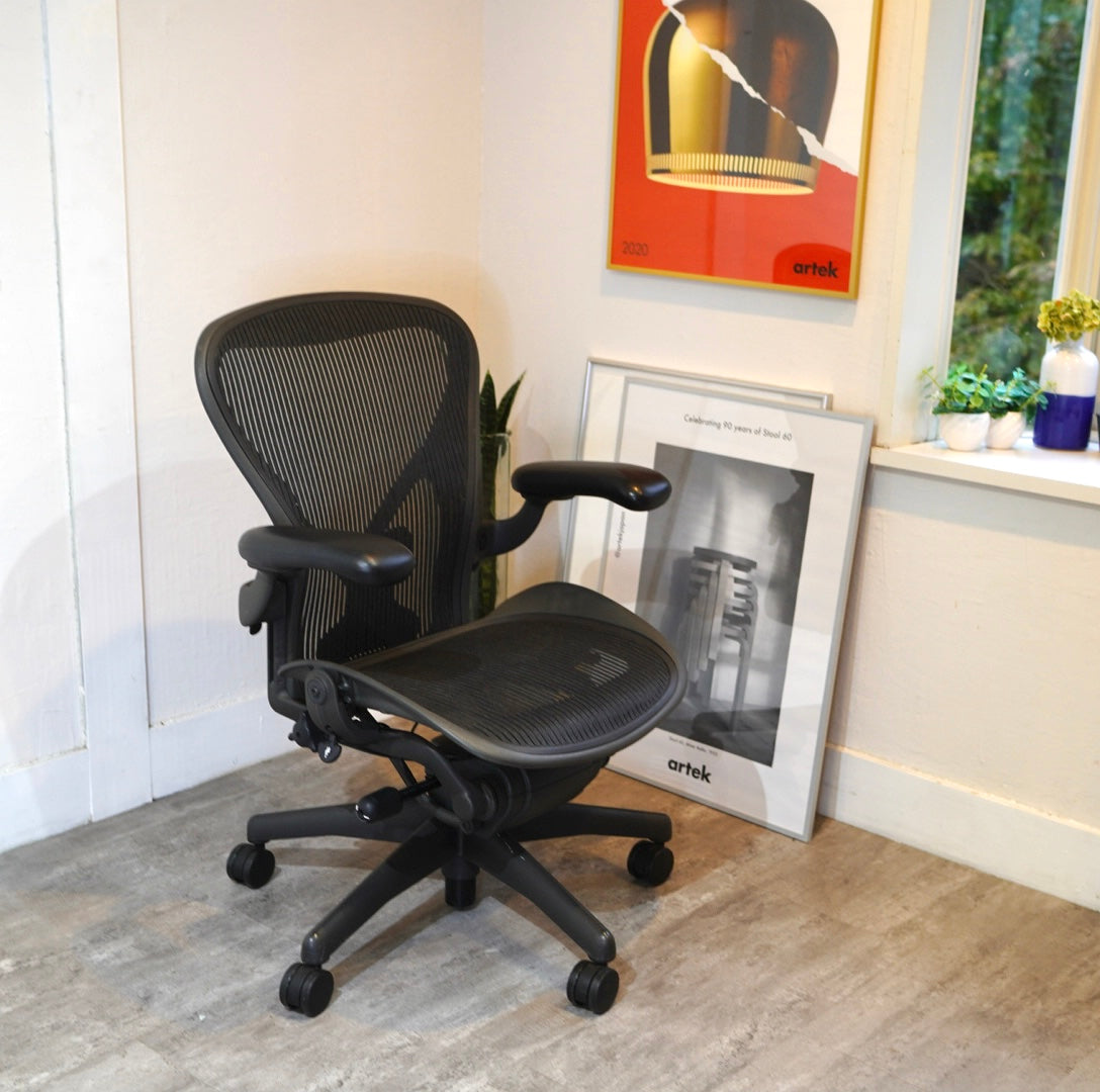 ハーマンミラー / HermanMiller アーロンチェア / Aeron Chairs クラシック Bサイズ 【2】