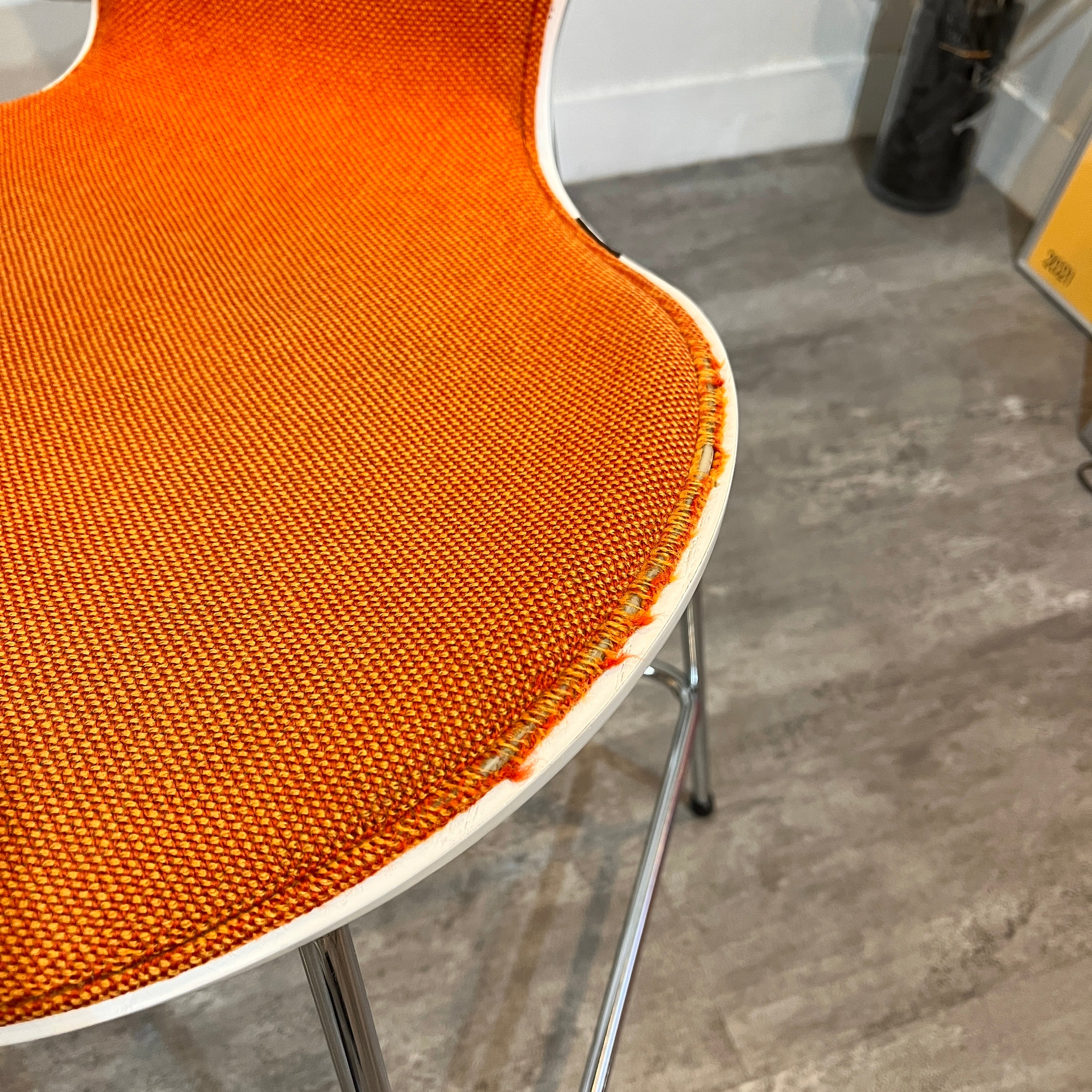 フリッツ・ハンセン / FRITZ HANSEN セブンチェア カウンタースツール アルネ・ヤコブセン フロントパディング オレンジ
