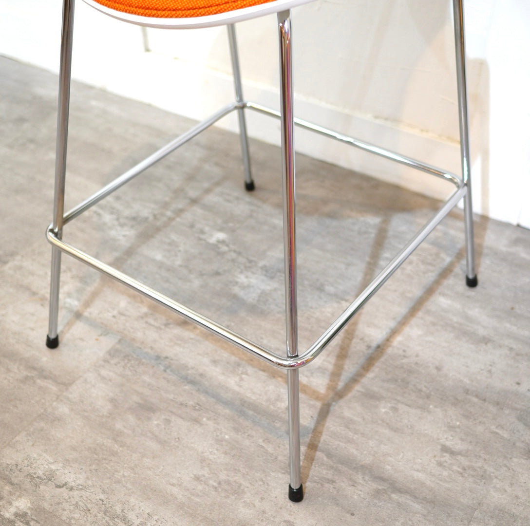 フリッツ・ハンセン / FRITZ HANSEN セブンチェア カウンタースツール アルネ・ヤコブセン フロントパディング オレンジ