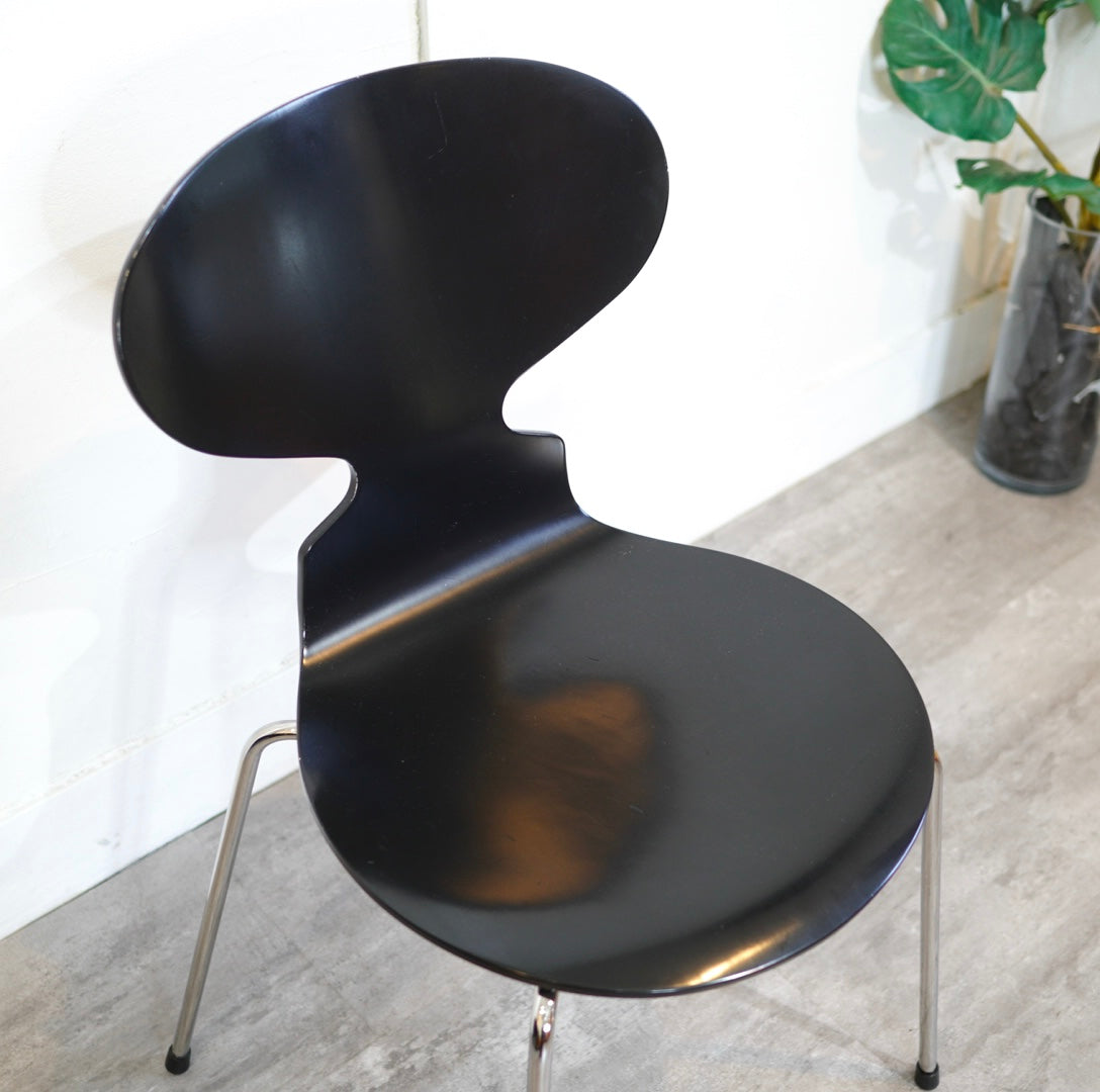 フリッツハンセン / FRITZ HANSEN アントチェア / antchair ラッカー ブラック アルネ・ヤコブセン
