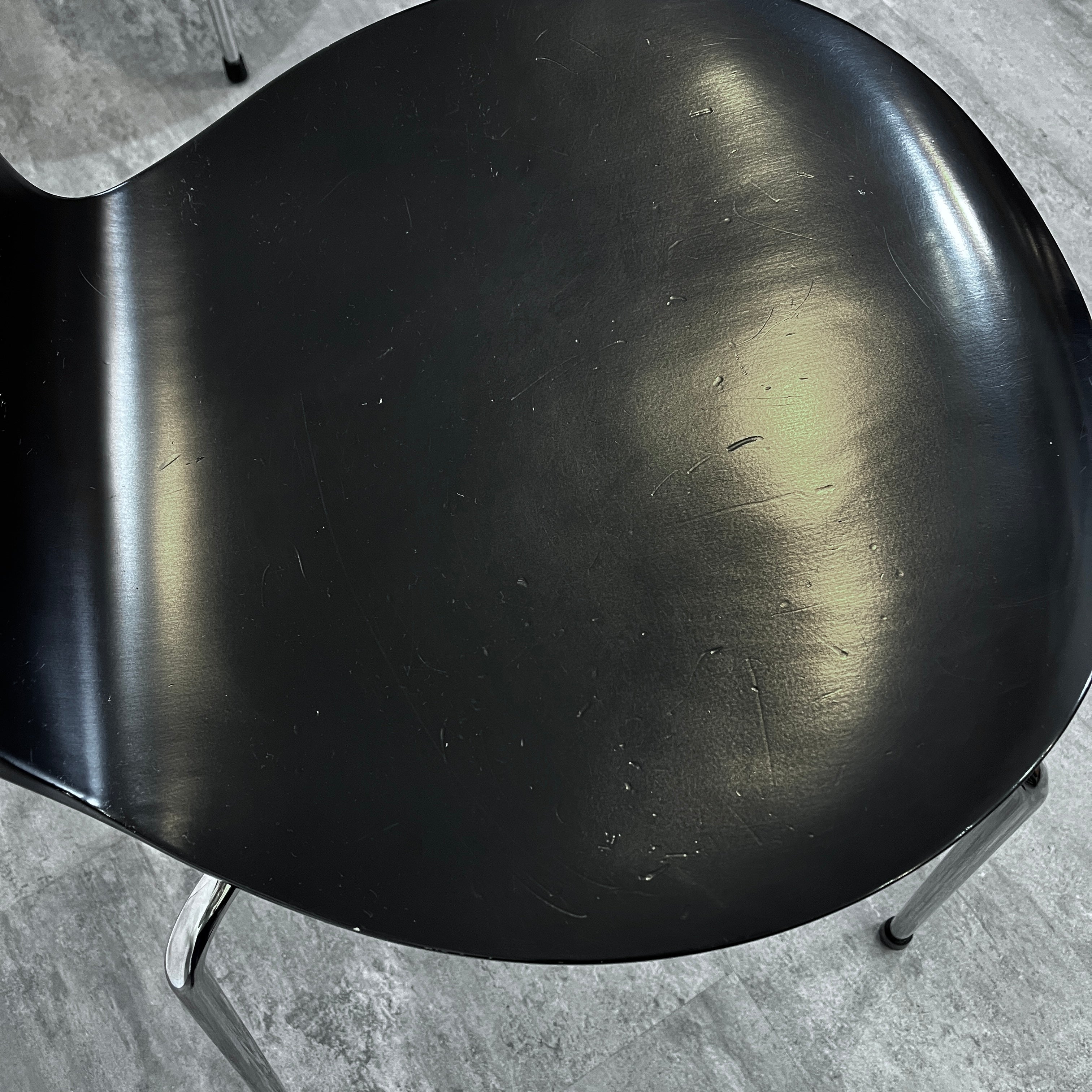 フリッツハンセン / FRITZ HANSEN アントチェア / antchair ラッカー ブラック アルネ・ヤコブセン