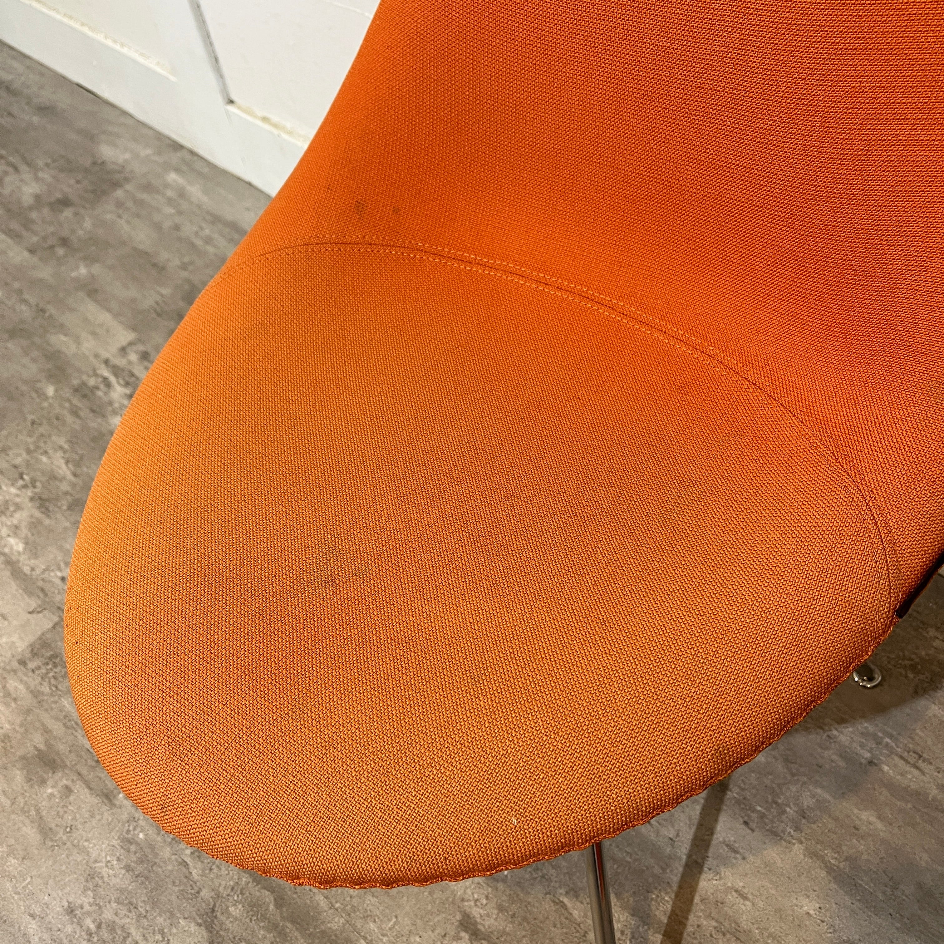 フリッツ・ハンセン / FRITZ HANSEN 3110 ドロップチェア/Drop オレンジ フルパティング アルネ・ヤコブセン