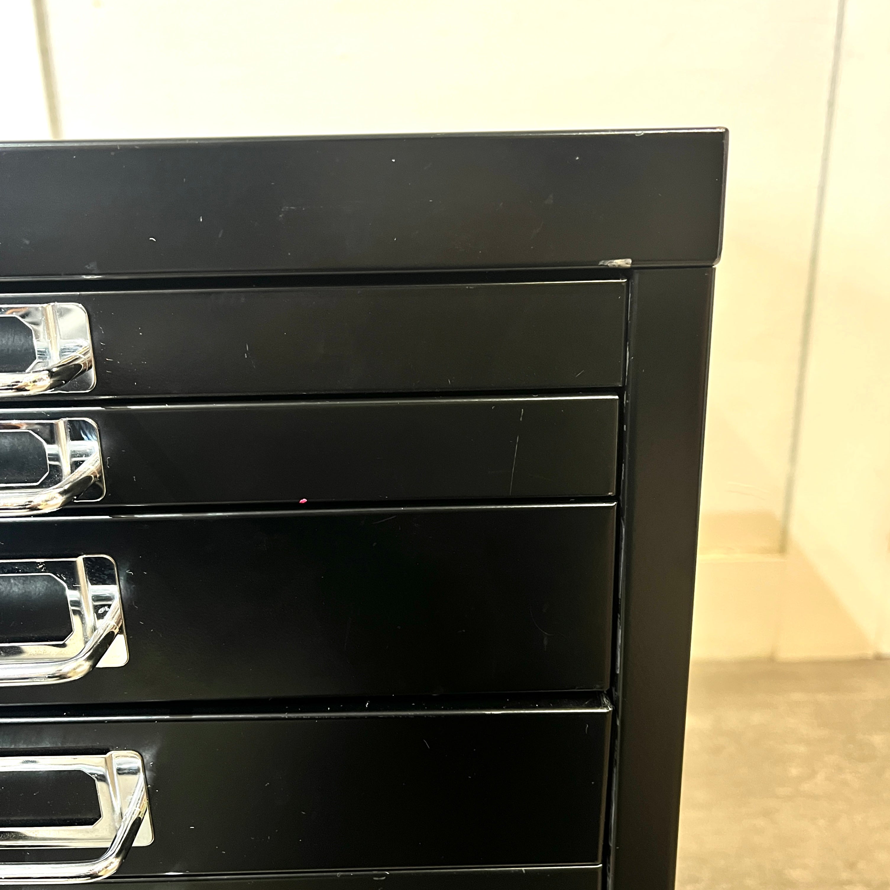 ビスレー / BISLEY 29シリーズ A4キャビネット 引き出し8段 ブラック