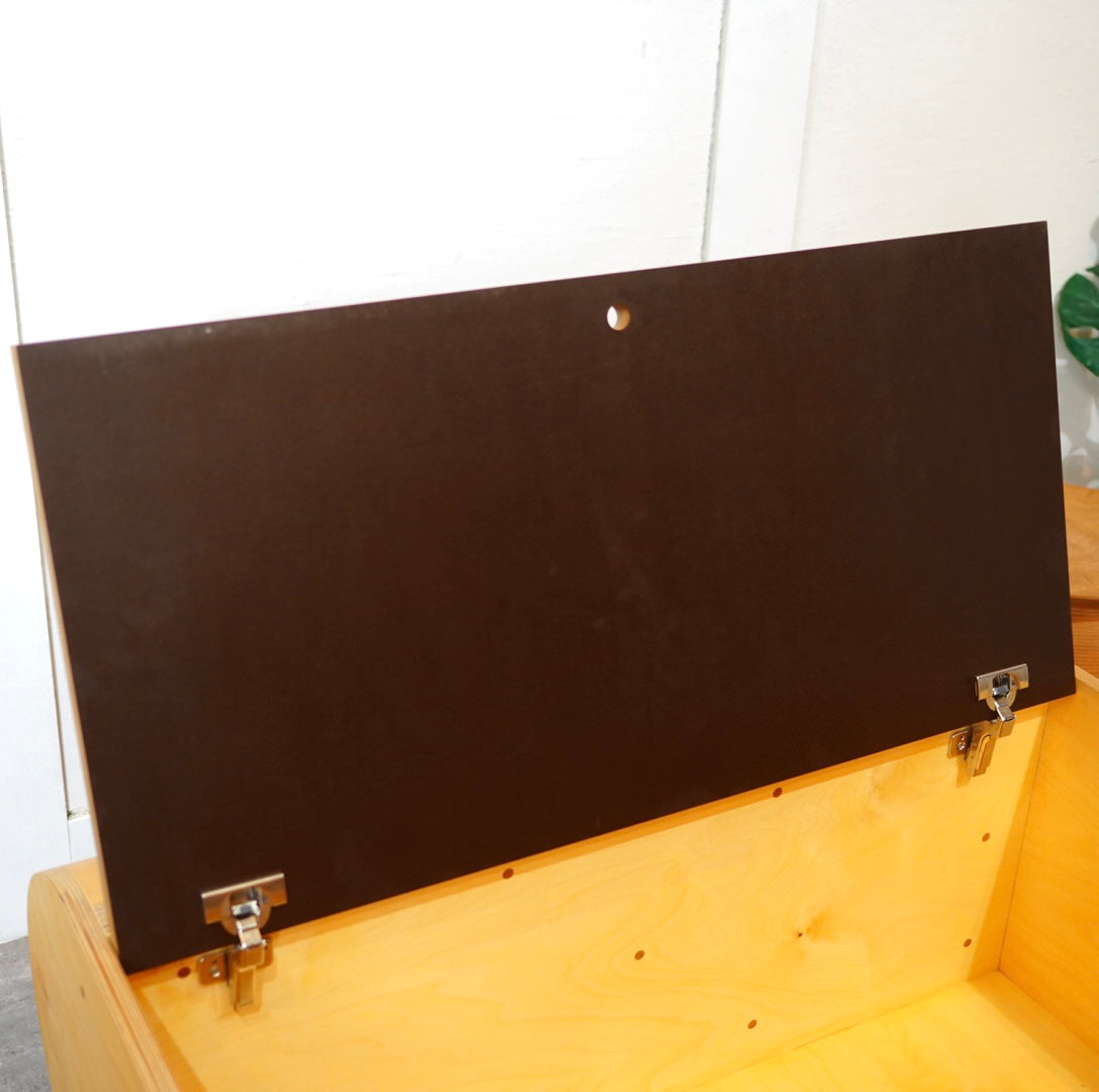ワカワカ / WAKA WAKA インフィニティ ストレージテーブル / Infinity Storage Table 奥田慎一郎