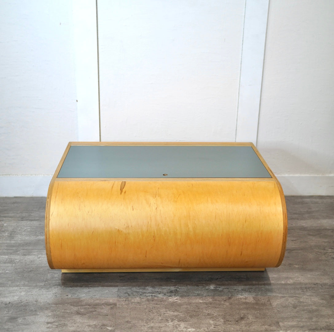 ワカワカ / WAKA WAKA インフィニティ ストレージテーブル / Infinity Storage Table 奥田慎一郎