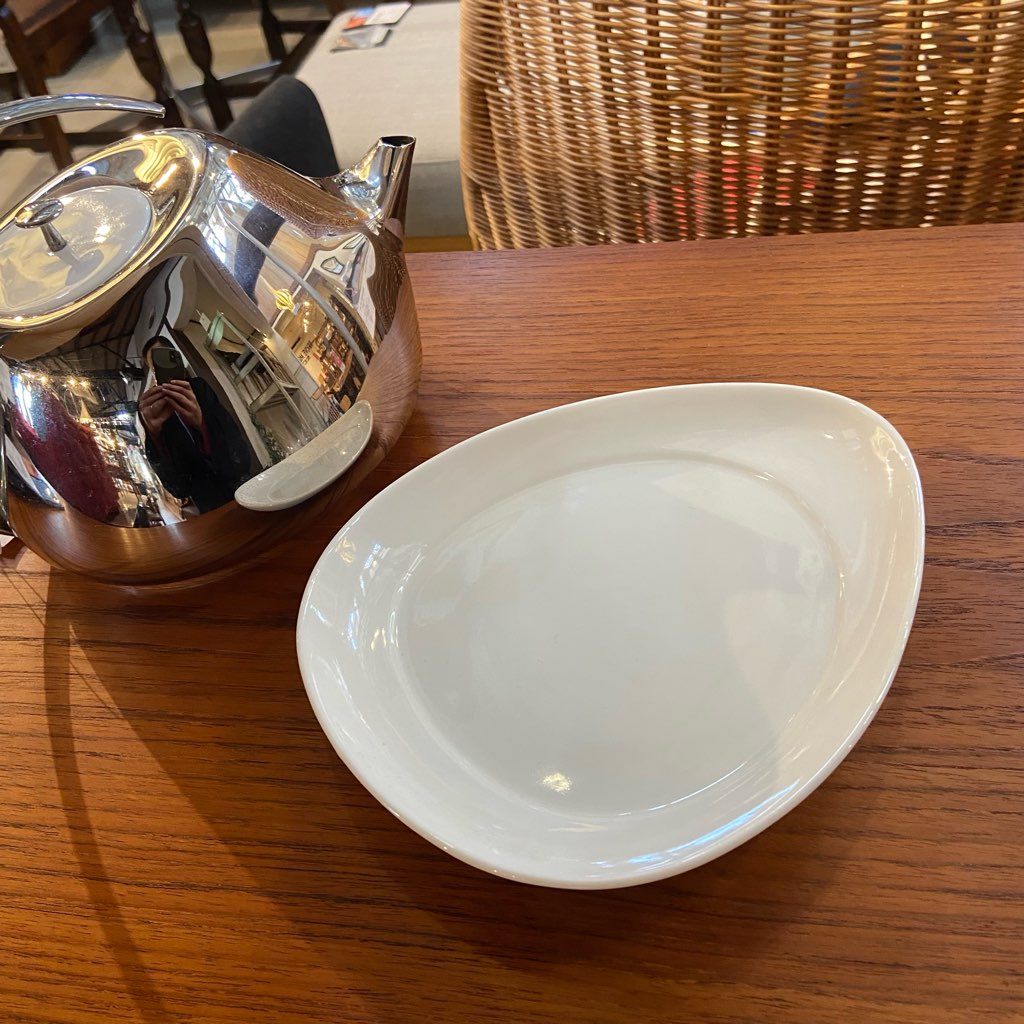 ジョージジェンセン / GEORG JENSEN ヘレナ ティーポット コースター付き / HELENA TEAPOT WITH COASTER