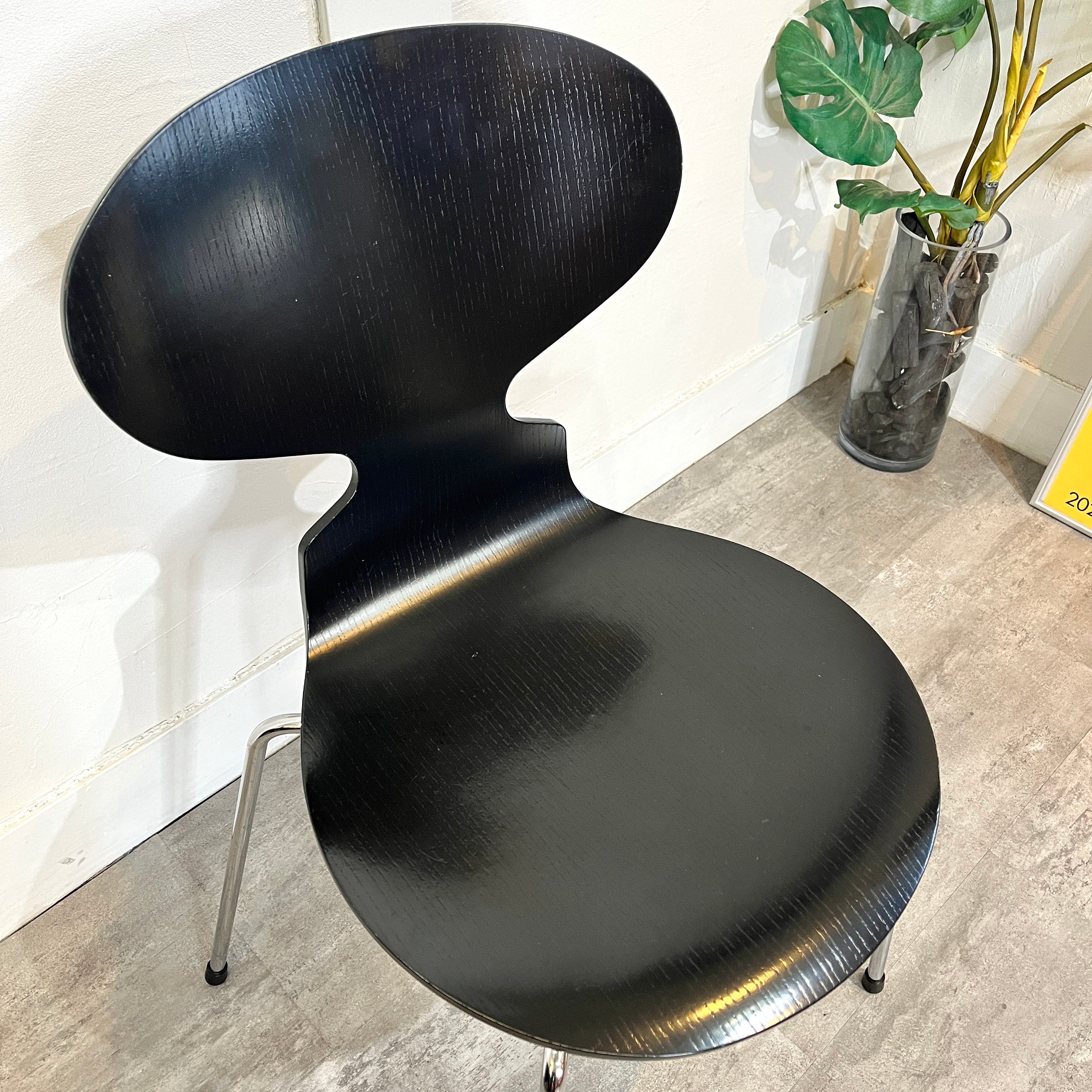 フリッツハンセン / FRITZ HANSEN アントチェア / antchair カラードアッシュ ブラック アルネ・ヤコブセン