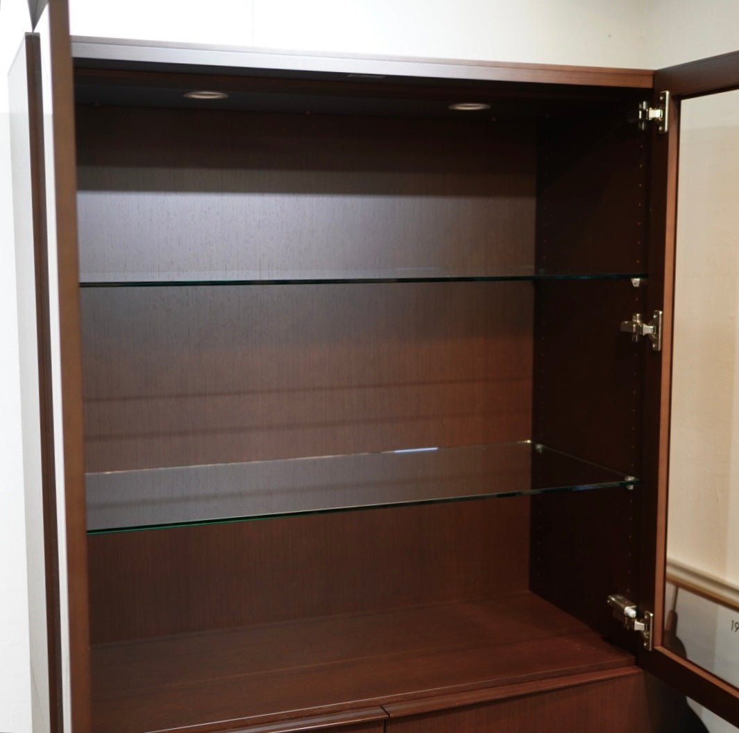 アルフレックス / arflex コンダクター / CONDUCTOR ガラスキャビネット 照明付