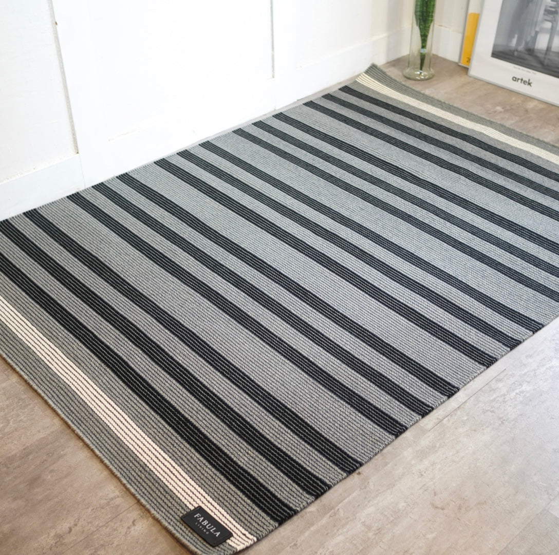 ファビュラ / FABULA フルール / FLEUR ラグマット 絨毯 200×145