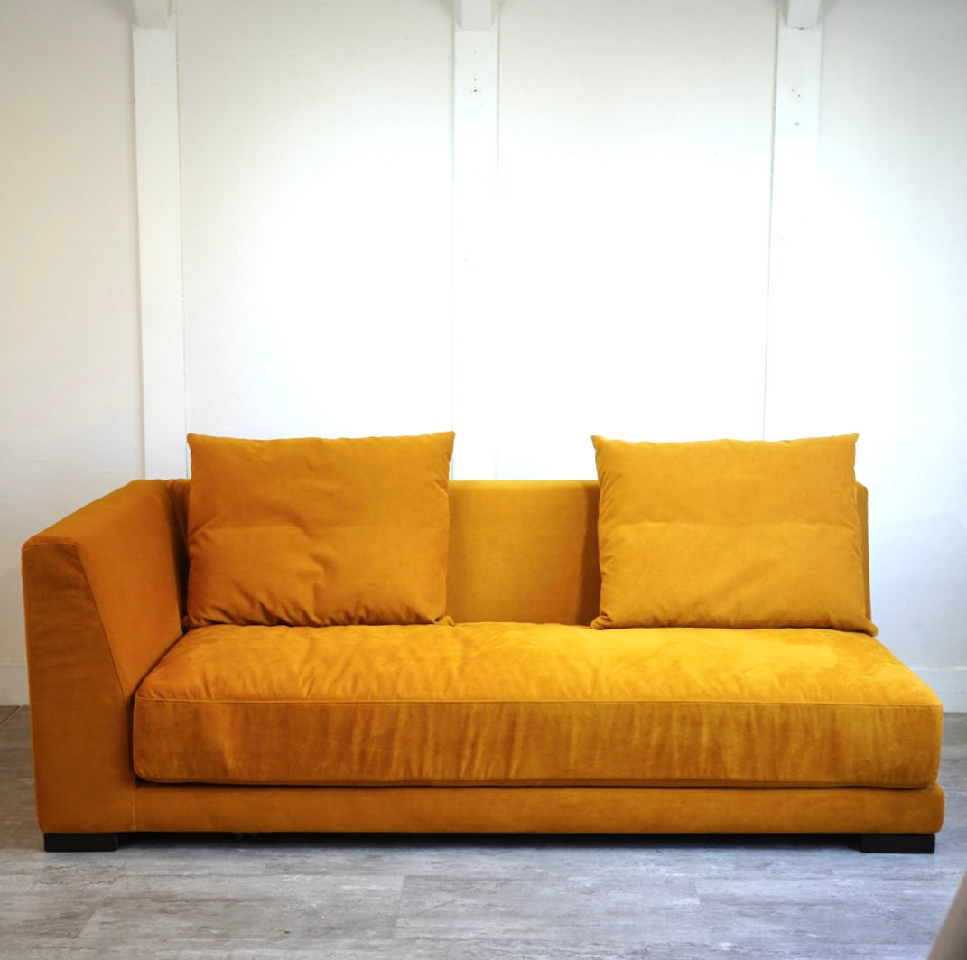 フクラ / HUKLA レジオ 右アームソファ W200