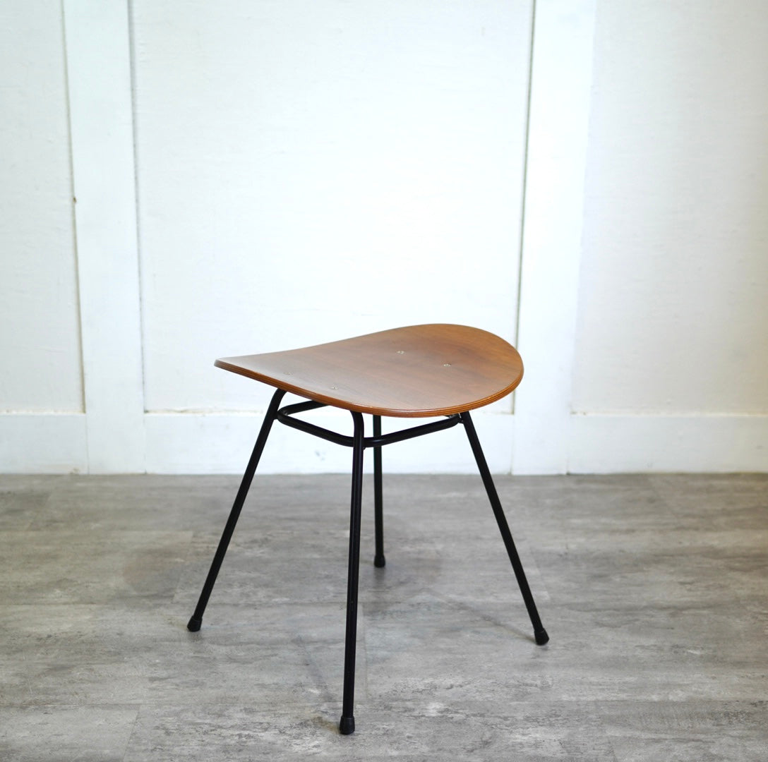 グラフ / graf ad プランクトンスツール / Plankton カウンターチェア チーク