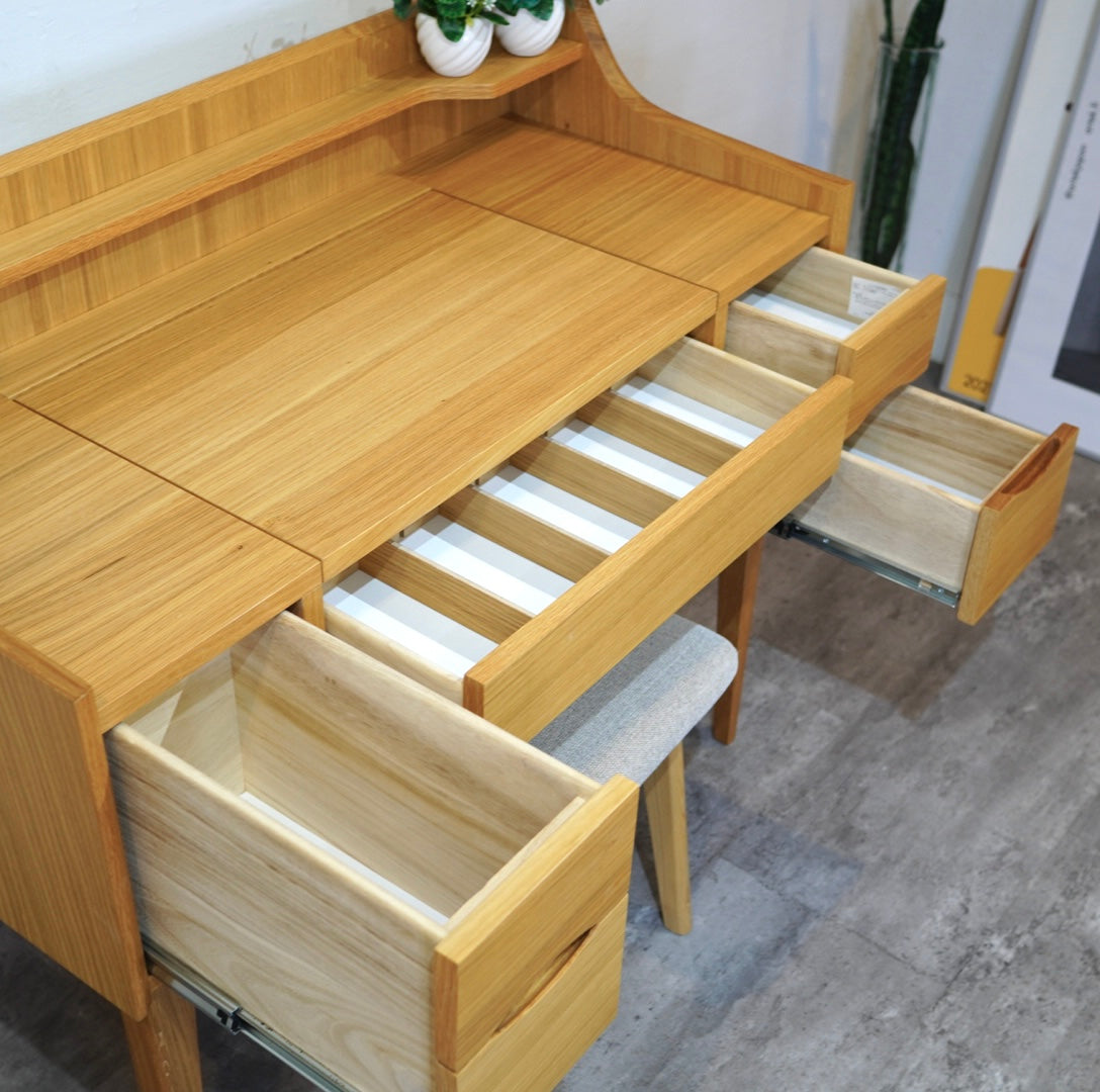 ウニコ / unico シグネ ドレッサー スツール付