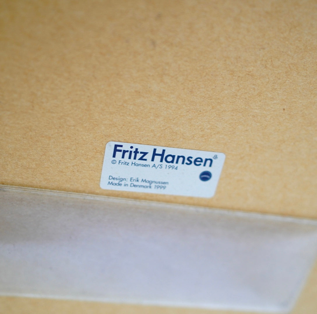 フリッツ・ハンセン / FRITZ HANSEN クリックテーブル / CLICK エリック・マグヌッセン