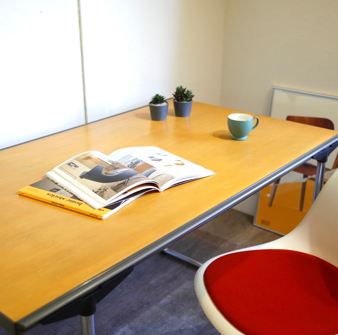 フリッツ・ハンセン / FRITZ HANSEN クリックテーブル / CLICK エリック・マグヌッセン