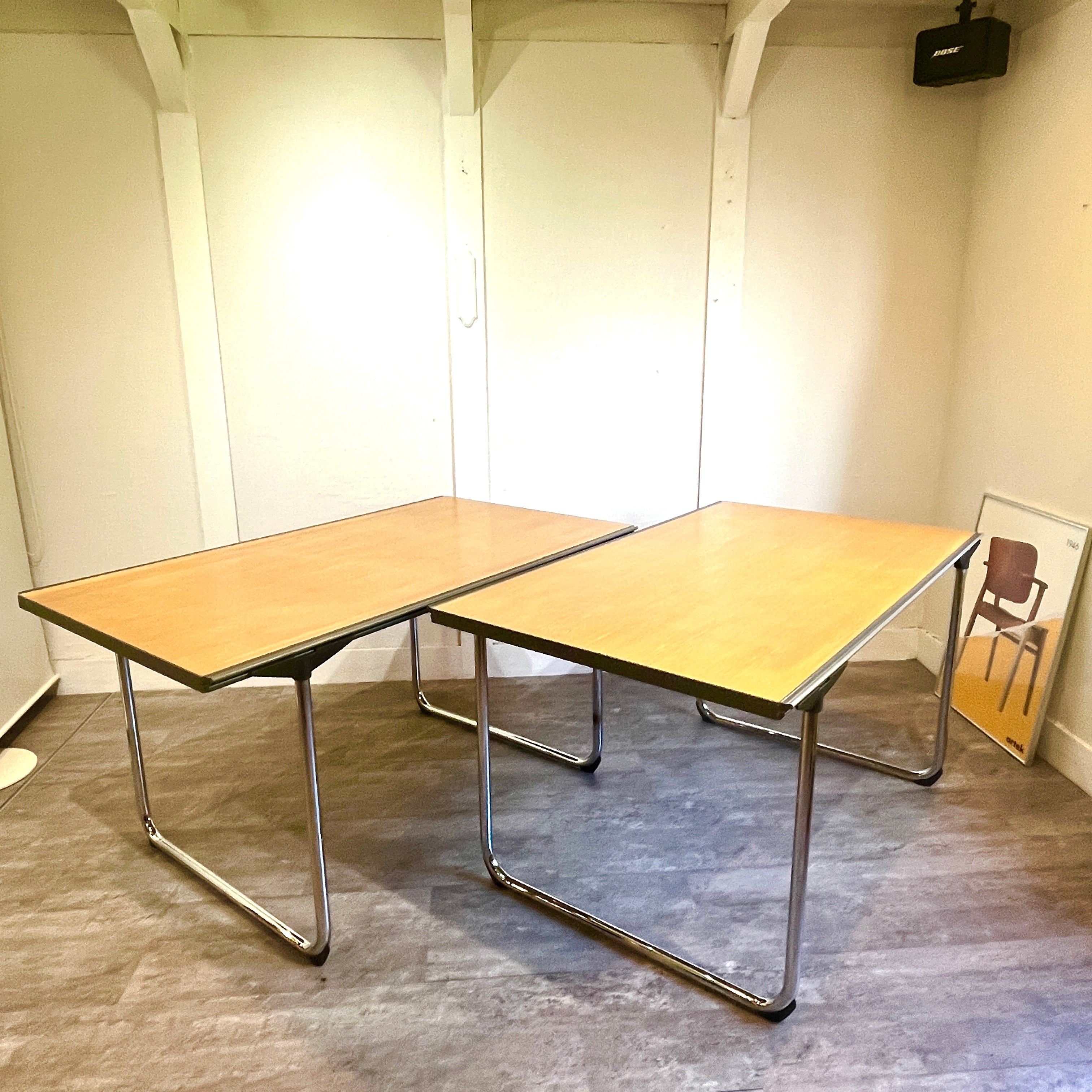 フリッツ・ハンセン / FRITZ HANSEN クリックテーブル / CLICK エリック・マグヌッセン