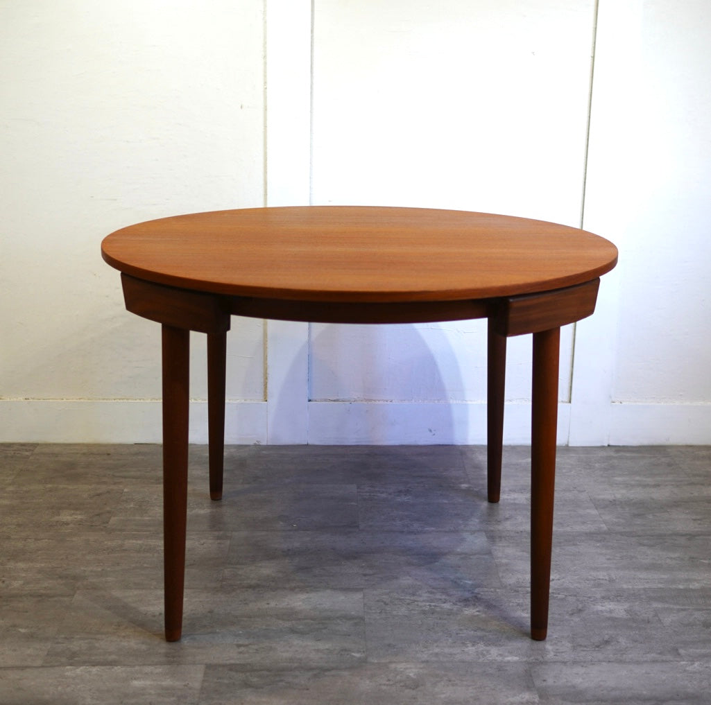 フレムロジェ / Frem Rojle ダイニングセット5点 ハンス・オルセン 北欧 ラウンドテーブル