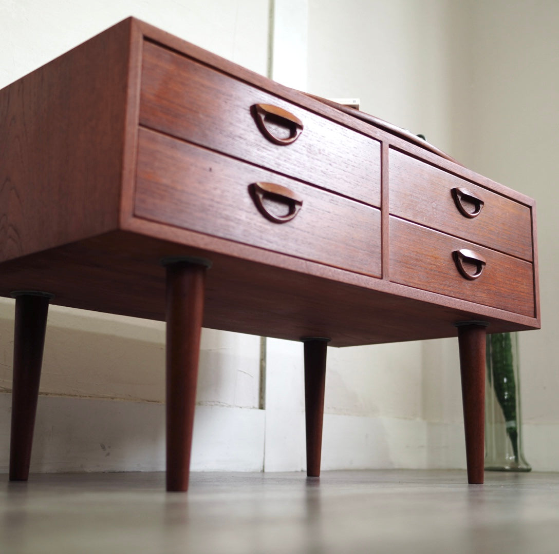 FMモブラー / Feldballs Møbelfabrik TVボード ミニキャビネット カイ・クリスチャンセン ヴィンテージ