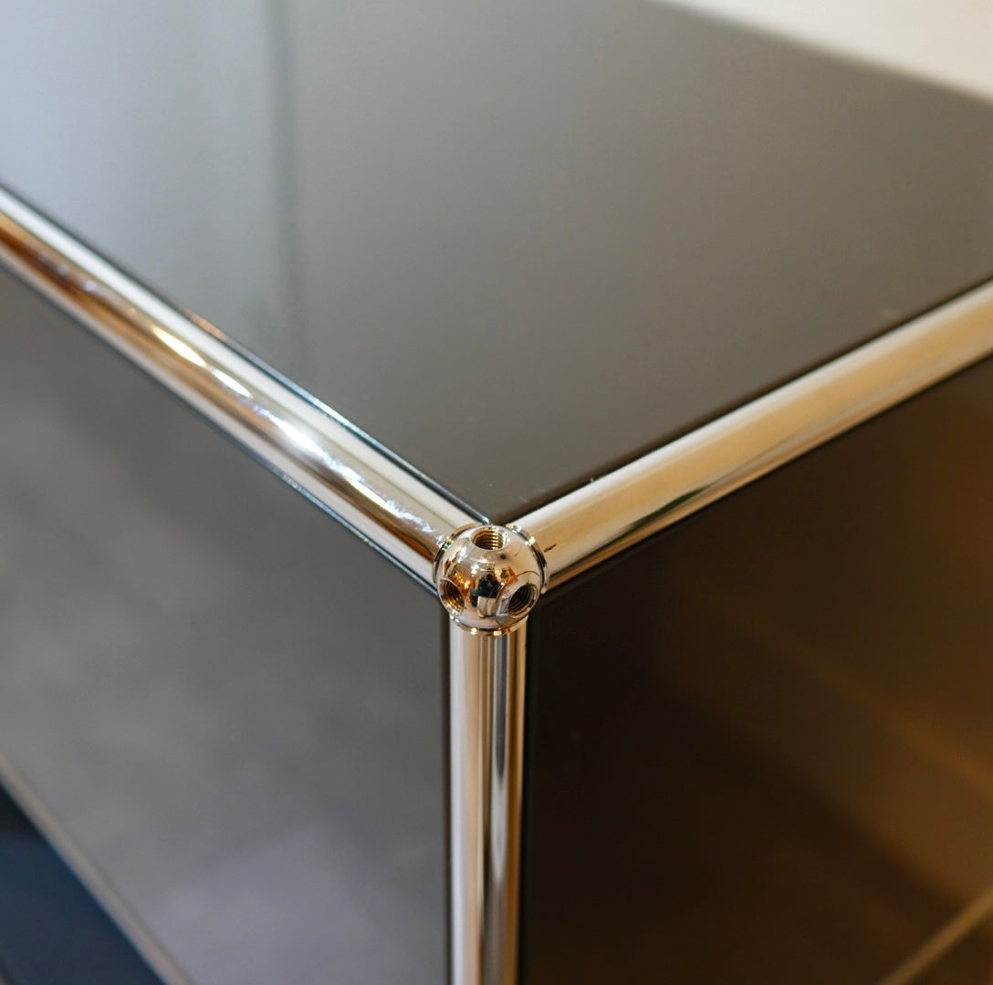 USMハラー / USM Haller モジュラーキャビネット 2列2段 サイドボード ネイビーグレー