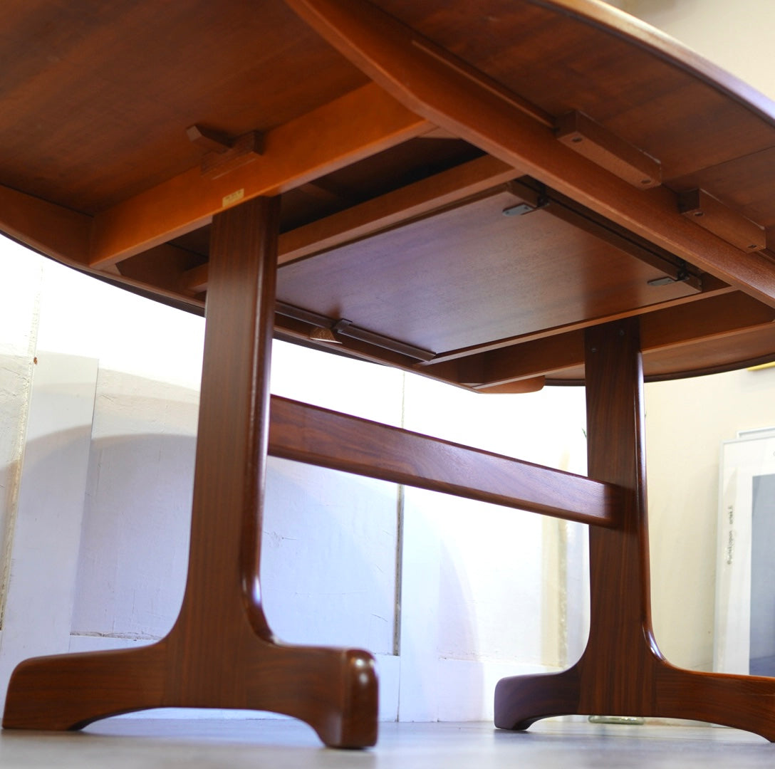 ジープラン / G-PLAN ホエールレッグ エクステンションテーブル チーク オーバル 伸長式 ヴィンテージ