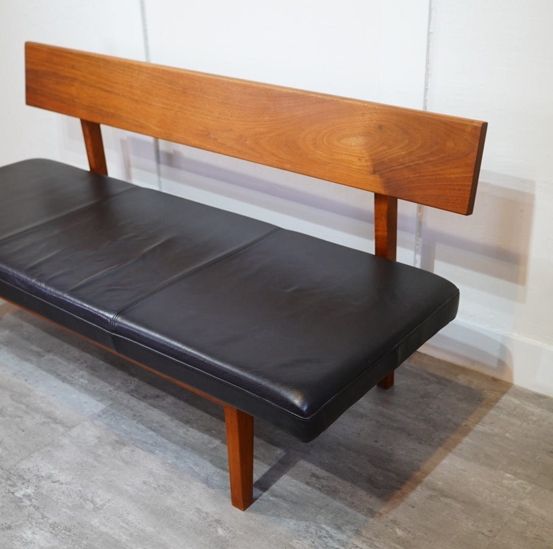 マスターウォール / MASTERWAL レガーロソファ / REGALO アームレス ツーシーター140