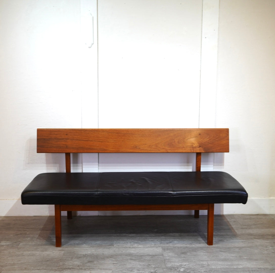 マスターウォール / MASTERWAL レガーロソファ / REGALO アームレス ツーシーター140