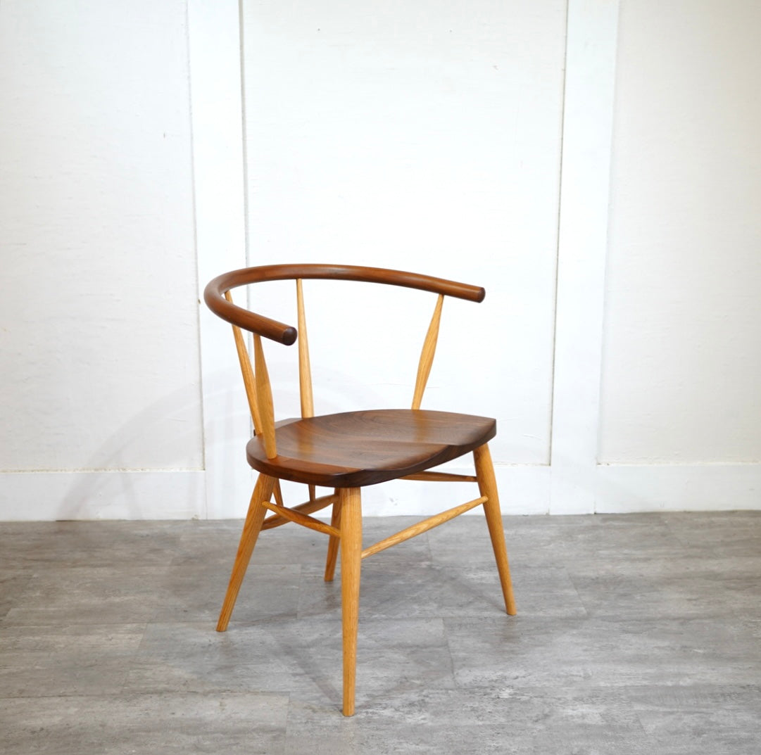 高山ウッドワークス 柏木工 カフェチェア 岩倉栄利 ダイニングチェア ウォールナット