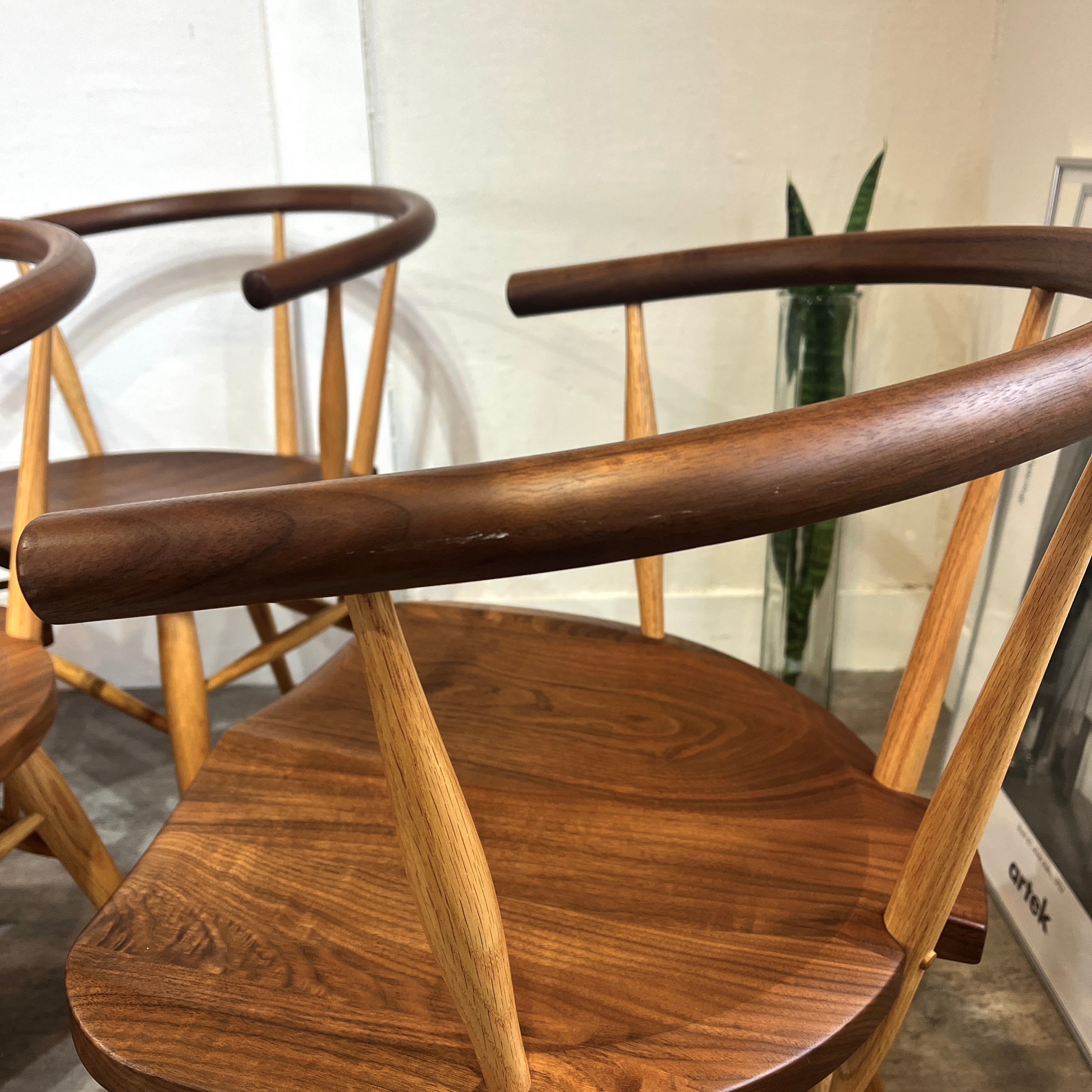 高山ウッドワークス 柏木工 カフェチェア 岩倉栄利 ダイニングチェア ウォールナット