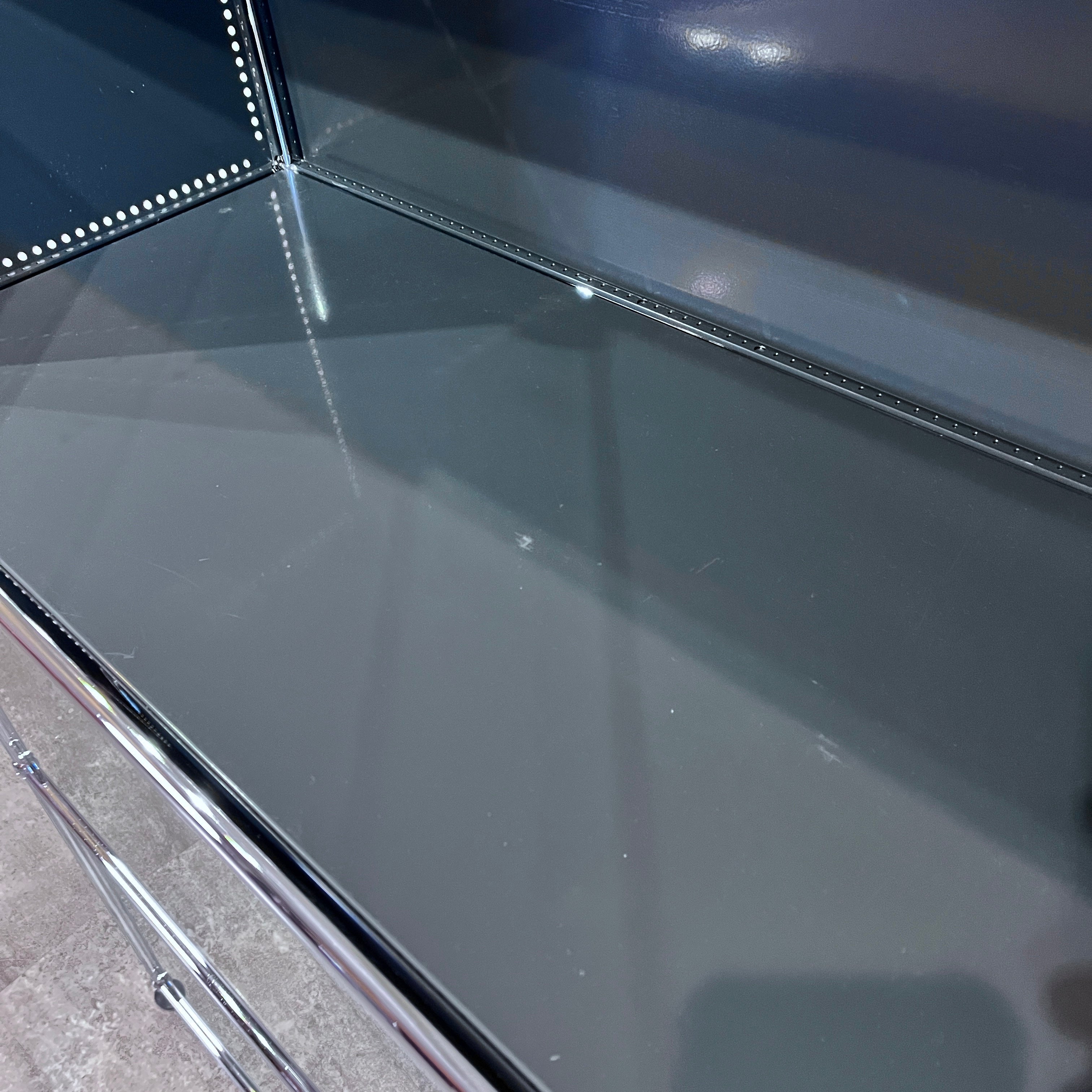 USMハラー / USM Haller モジュラーキャビネット 1列3段 ガラスドア サイドボード ネイビーグレー