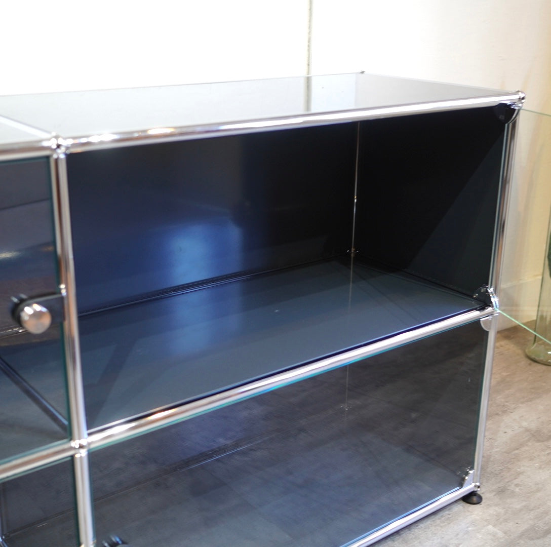 USMハラー / USM Haller モジュラーキャビネット 2列2段 ガラスドア サイドボード ネイビーグレー